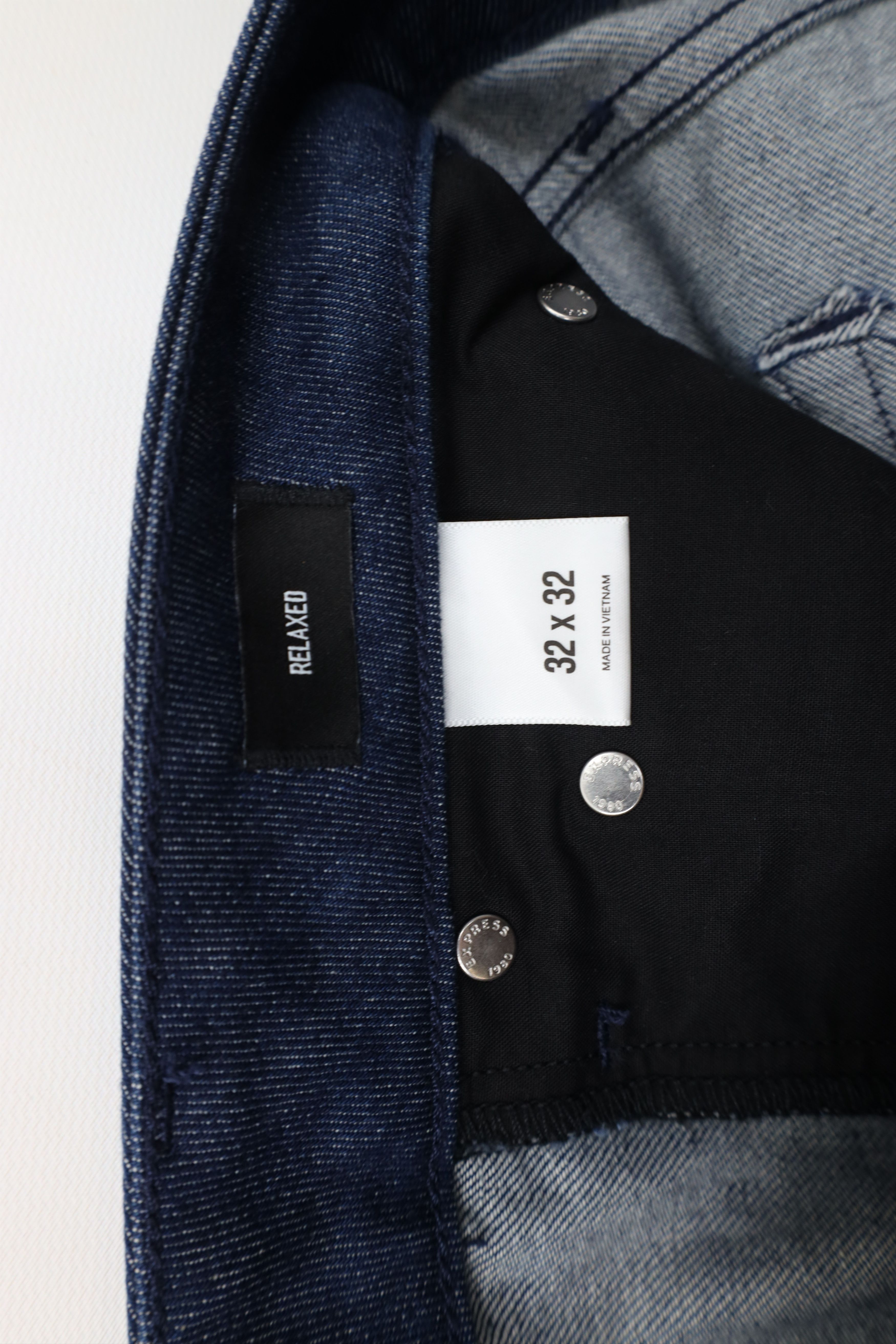 Express × Vintage New Express Relaxed Fit Straight Leg Denim Jeans Blue Size US 32 / EU 48 - 8 Thumbnail