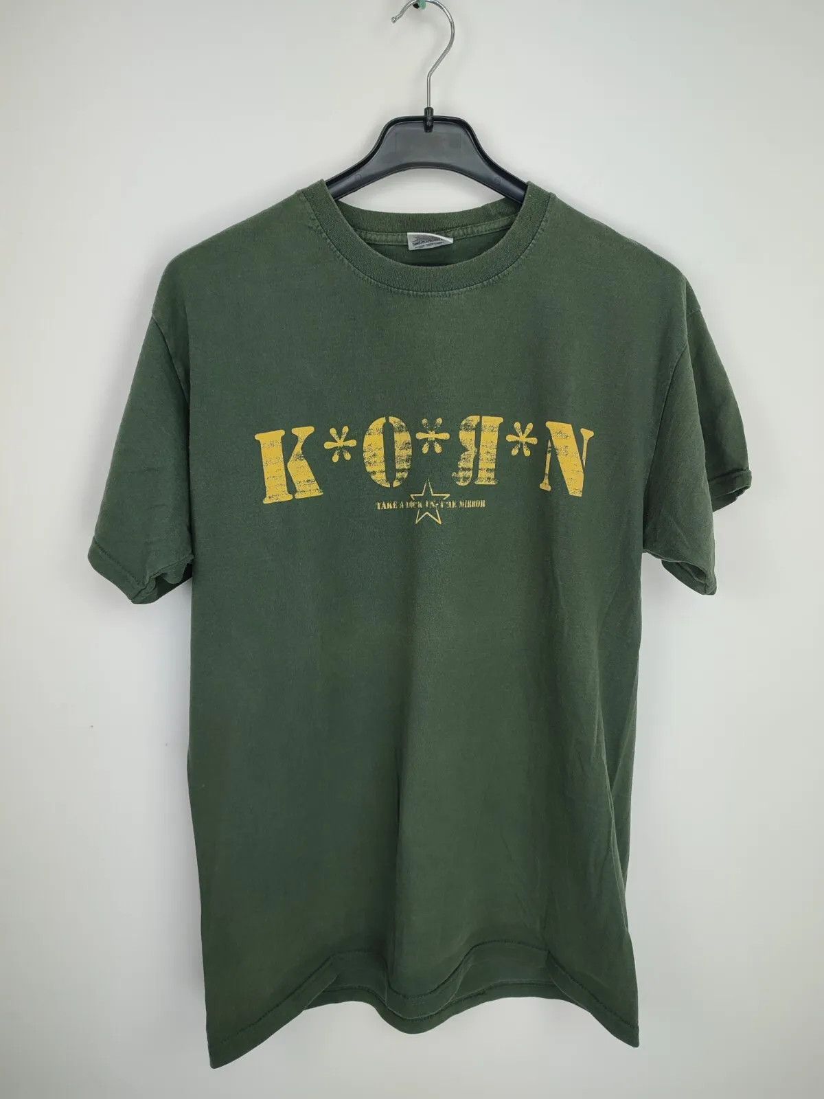 Vintage Vintage 2003-2004 Korn Band Tee Take a look in the mirror Size US L / EU 52-54 / 3 - 17 Thumbnail