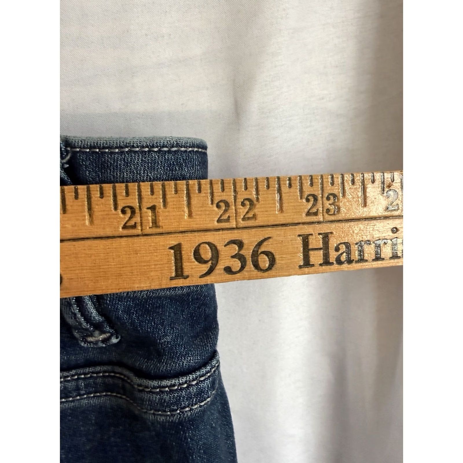 Vintage VINTAGE? No. (Ignore) Lane Bryant Jeans Women’s 26 Dark Wash Blue Denim Mid Rise Cropped Flare Jean Legging? Size 26" / US 2 / IT 38 - 4 Thumbnail