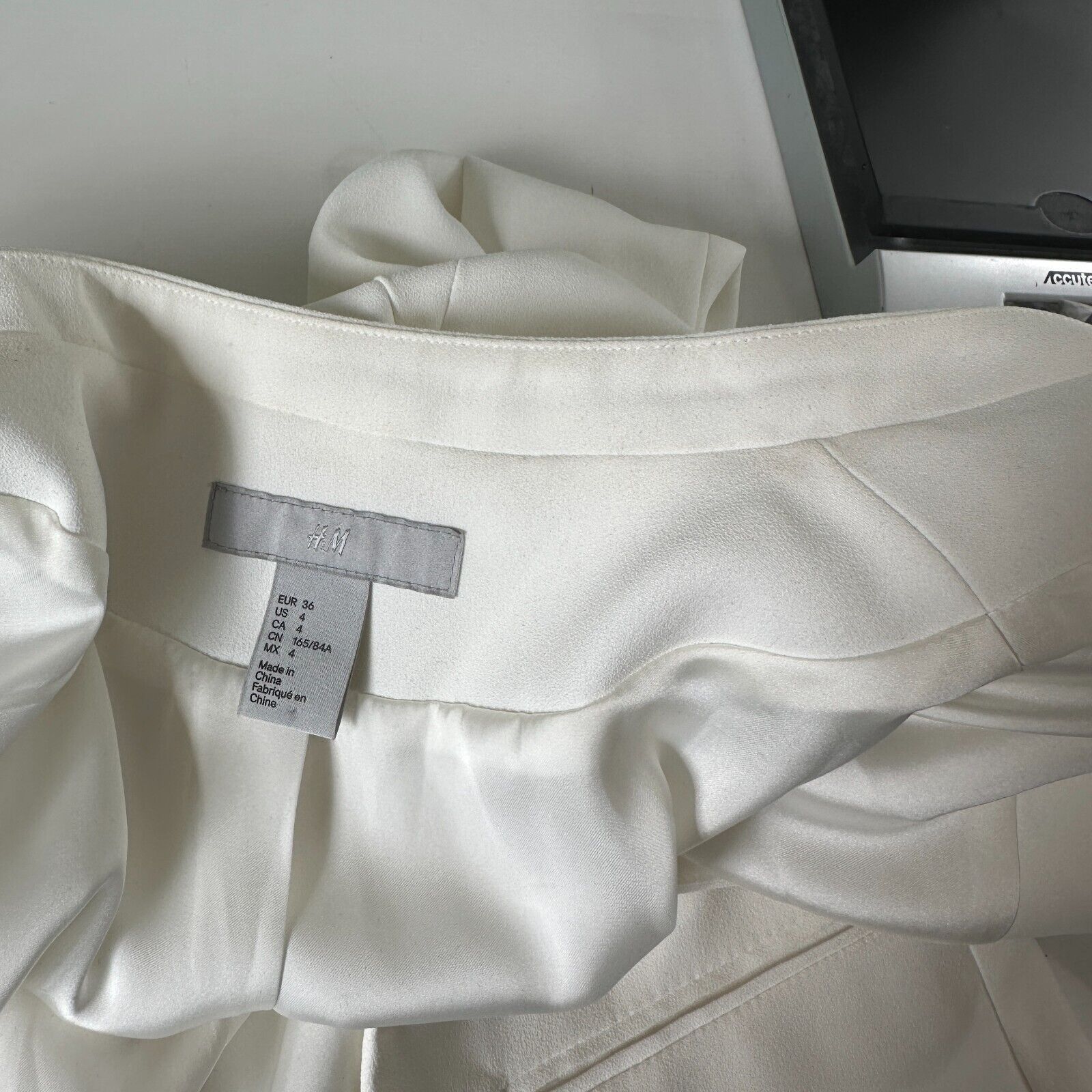 H&M H&M Cream Blazer Jacket Hook & Eye Front 3/4 Ruched Sleeve 4 Size S / US 4 / IT 40 - 9 Thumbnail