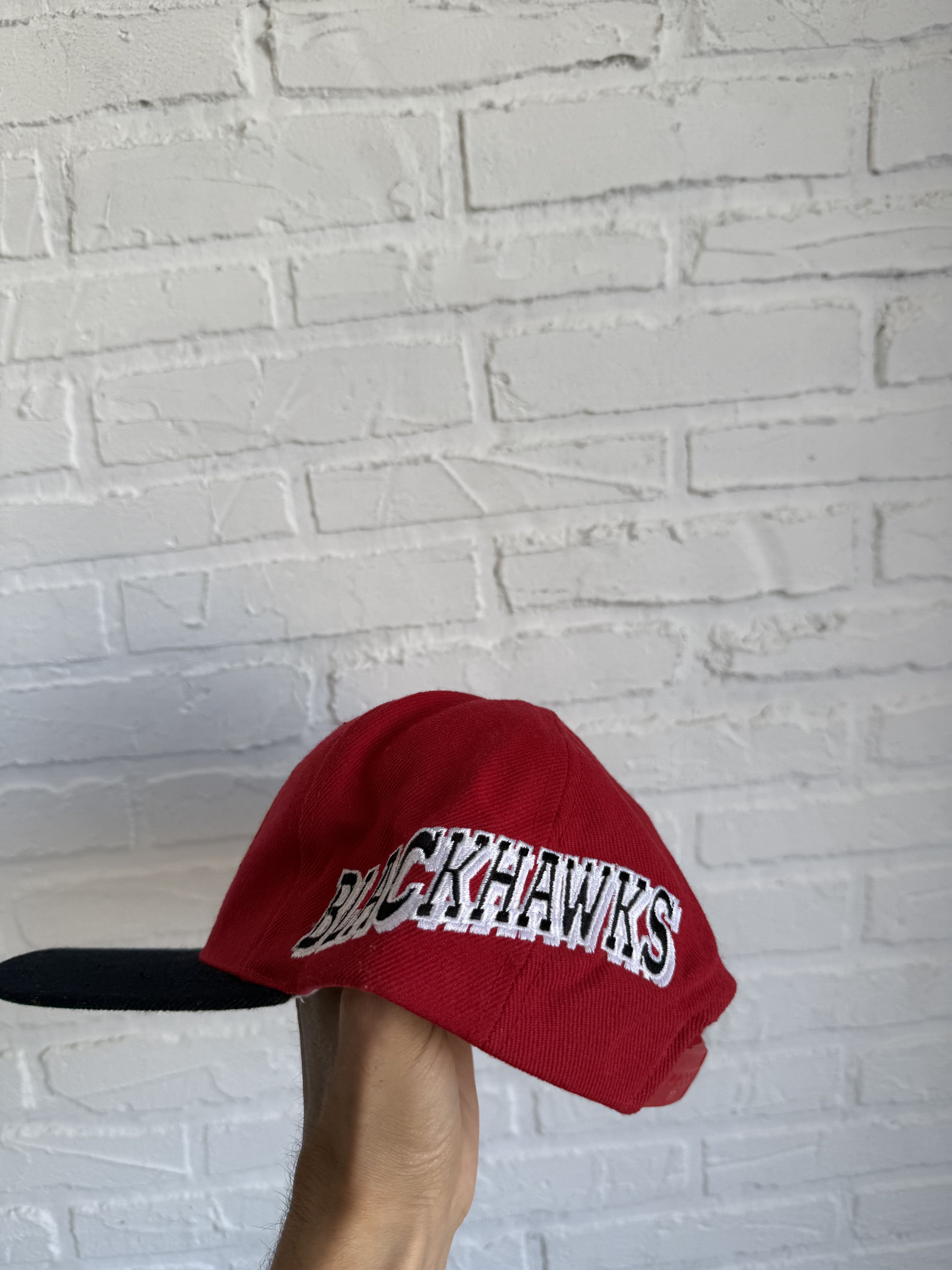 NFL Vintage 90s Chicago Blackhawks Nfl cap Size ONE SIZE - 4 Thumbnail