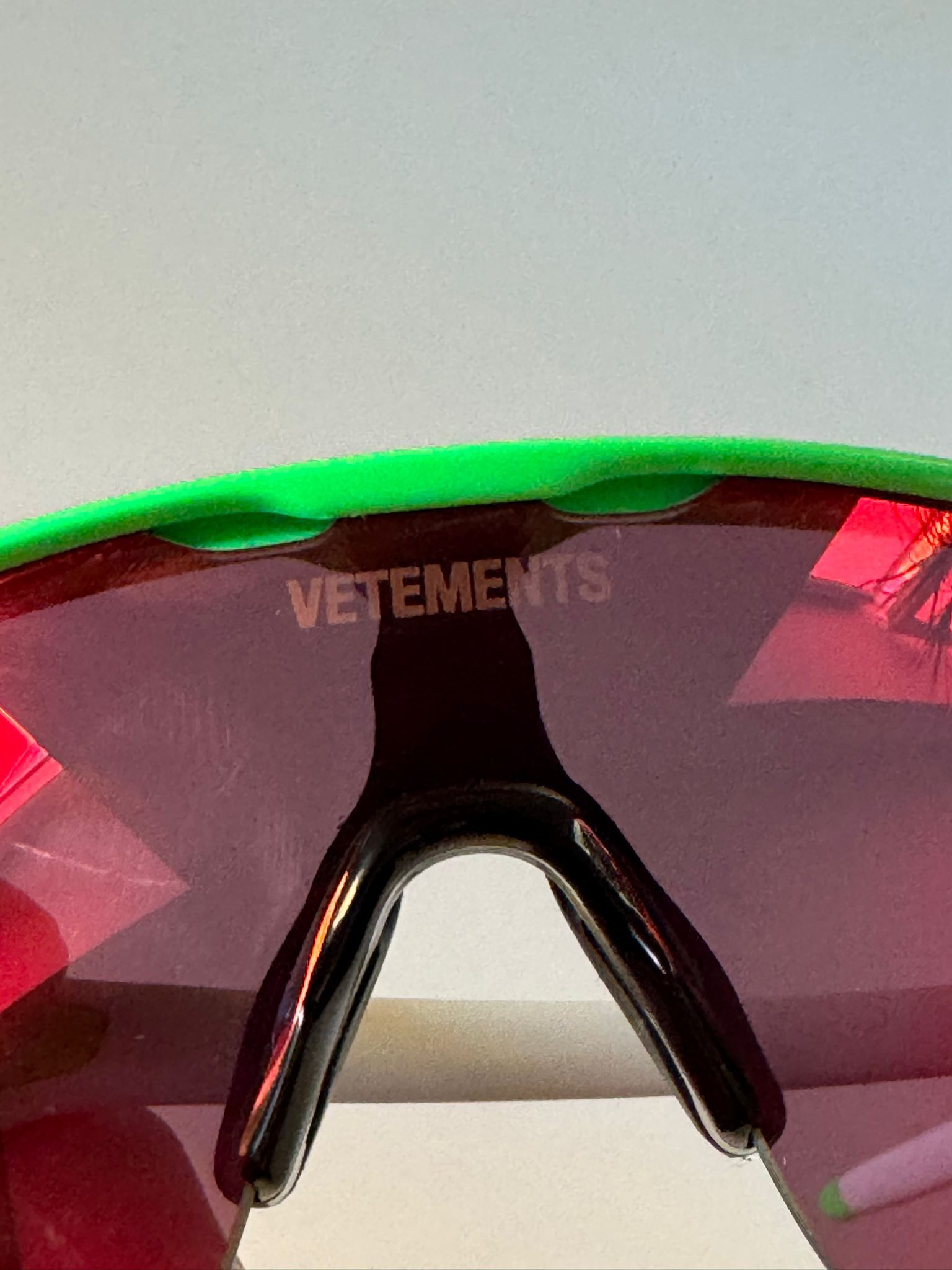 Oakley × Vetements Vetements x Oakley Spikes 200 Sunglasses Size ONE SIZE - 5 Thumbnail