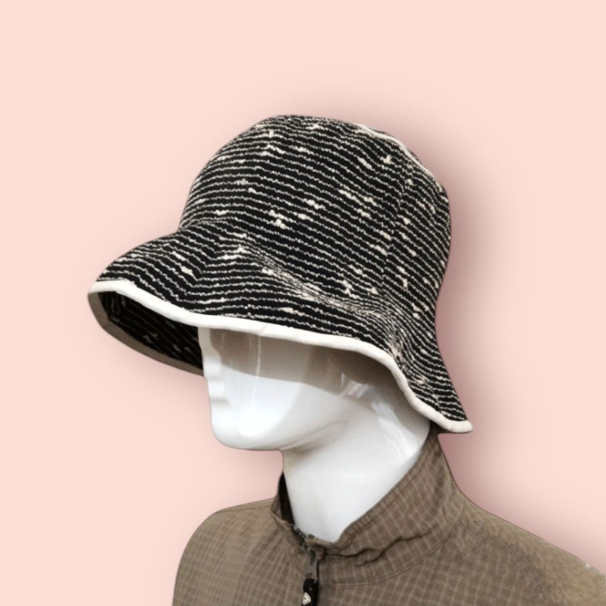 Japanese Brand × Vintage RARE VINTAGE ELLE PARIS BUCKET HAT Size ONE SIZE - 6 Thumbnail