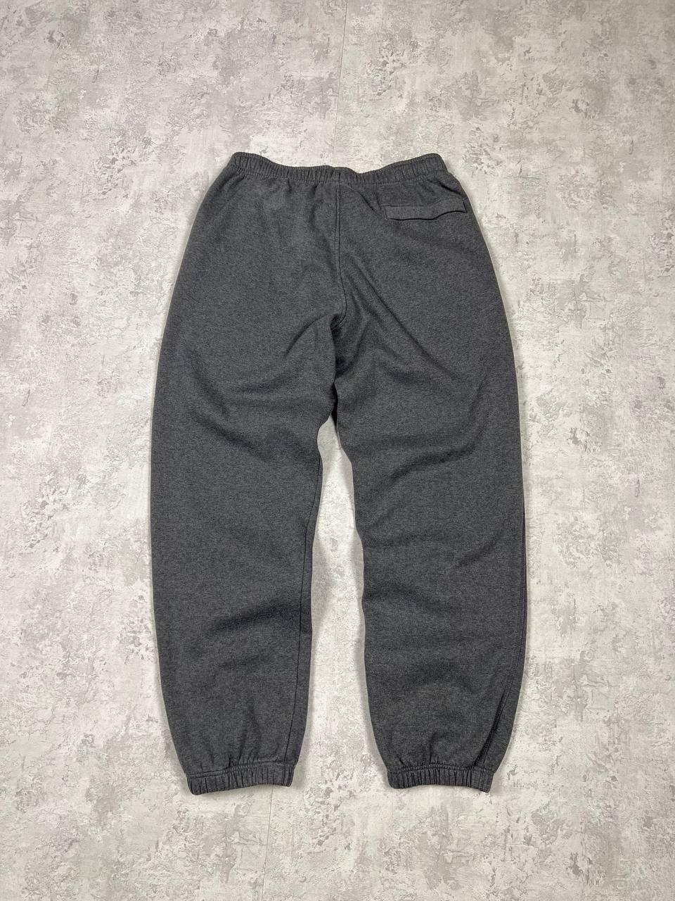 Nike Vintage Nike Baggy Grey Sweatpants Joggers Pants Size L Size US 34 / EU 50 - 8 Thumbnail