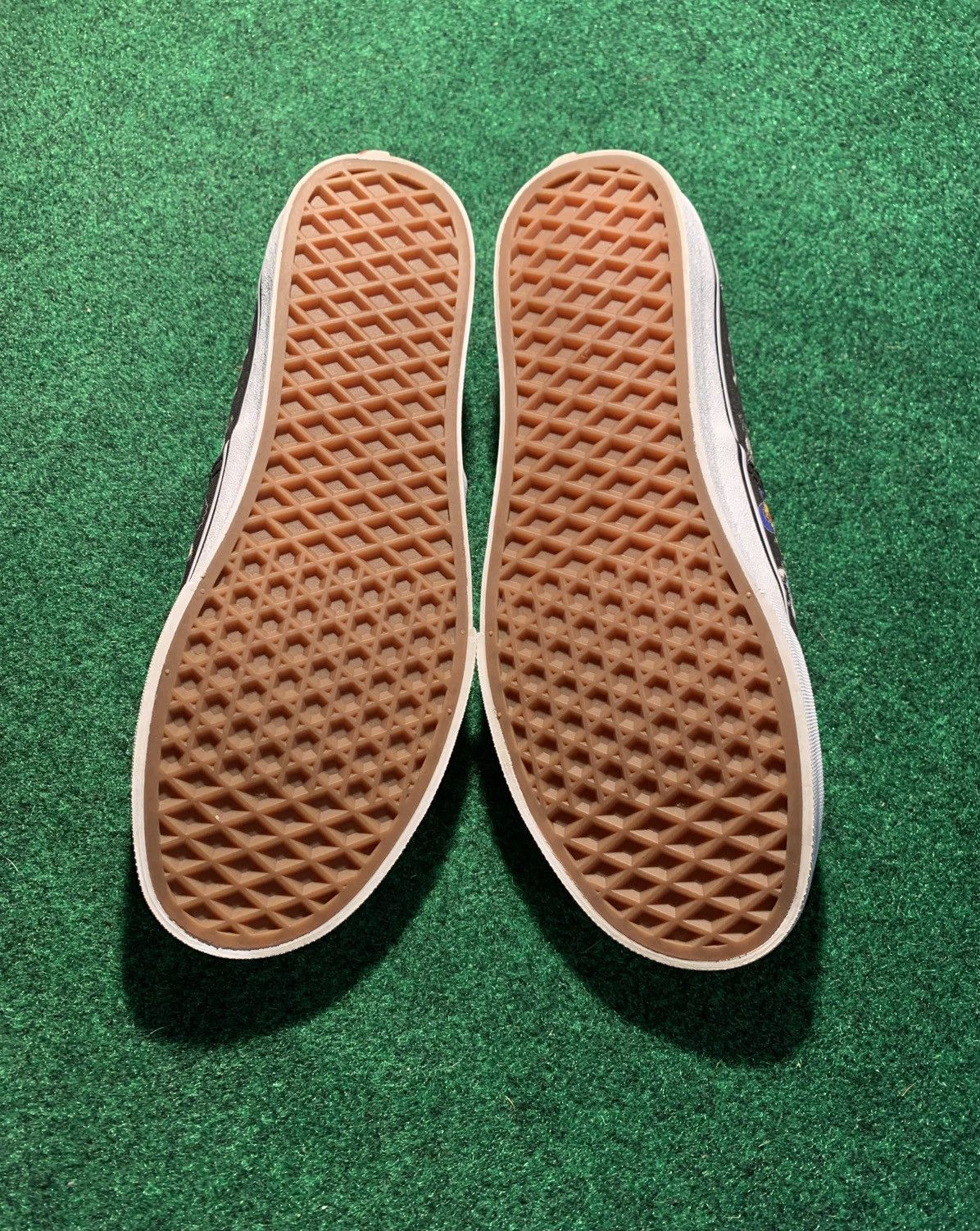 Vans One Piece X Vans Authentic Classic Shoe Size US 6.5 / EU 39-40 - 4 Thumbnail
