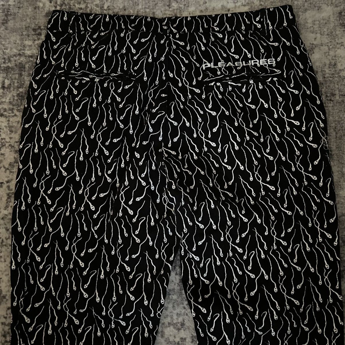 Pleasures × Supreme Black and White Pleasures Sperm Cell Chino Pants Size US 32 / EU 48 - 2 Thumbnail