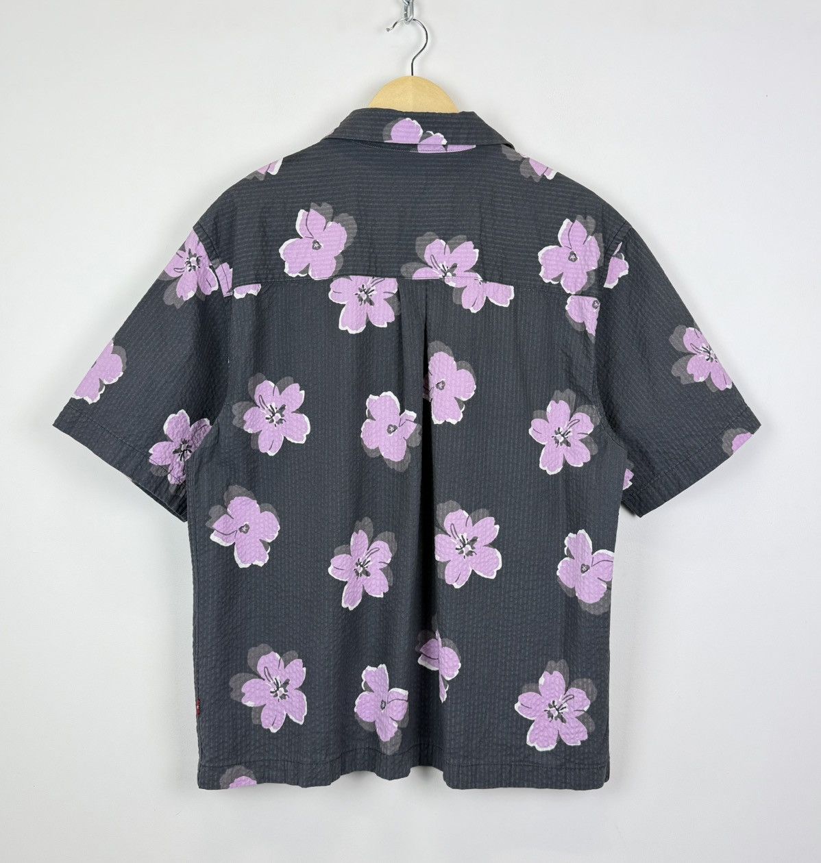 Levi's Levi's Grey Slouchy Shirt Top Short Sleeve Flowers Hawaiian Size US S / EU 44-46 / 1 - 13 Thumbnail