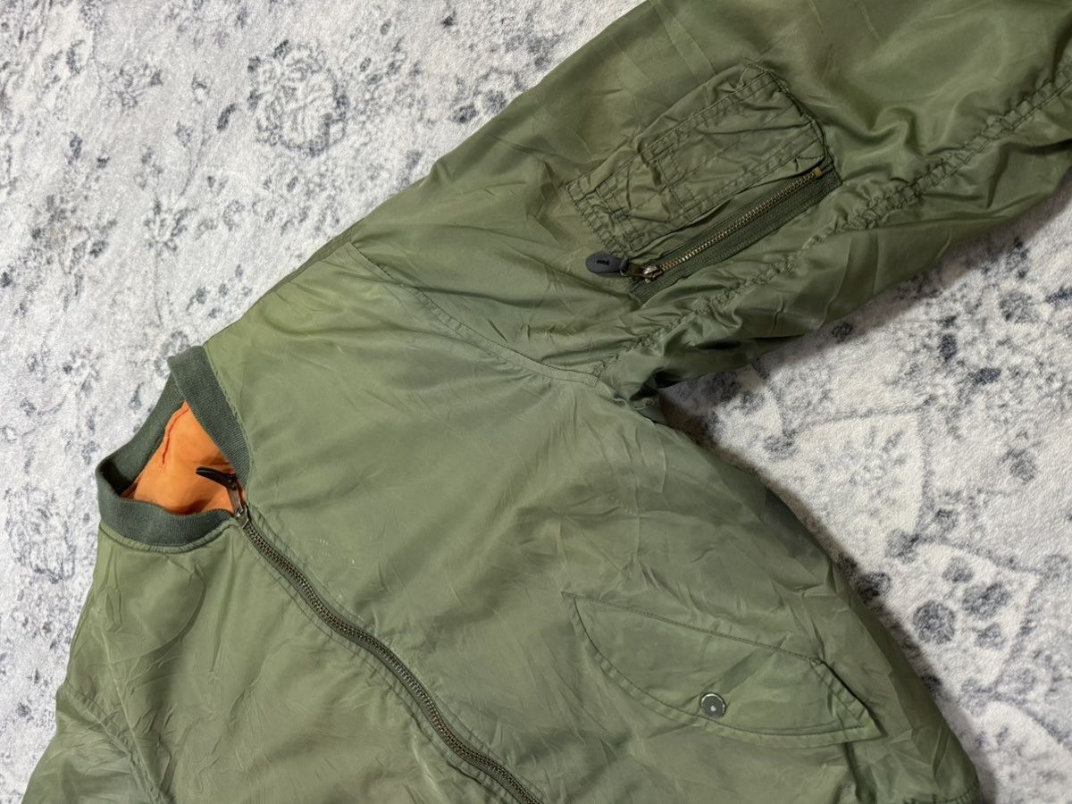 Japanese Brand VINTAGE INTERMEDIATE FLIGHT BOMBER JACKET Size US L / EU 52-54 / 3 - 4 Thumbnail