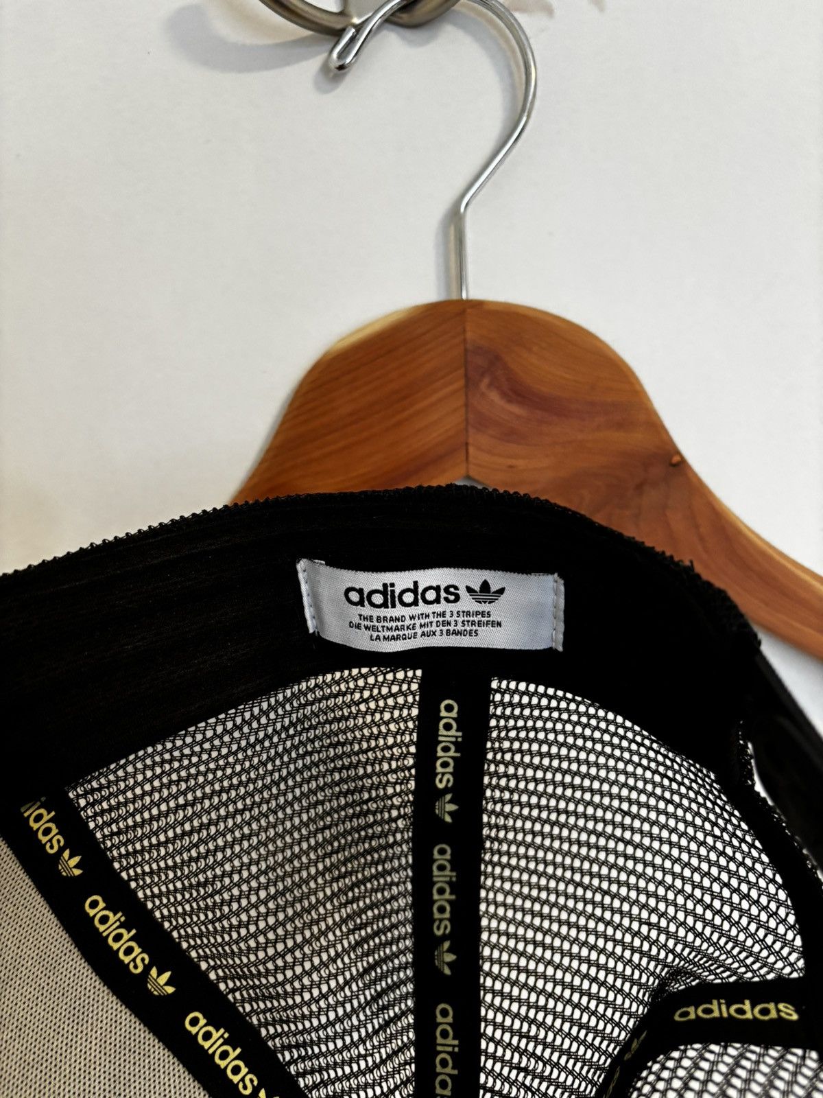 Adidas Adidas distressed trucker hat Size ONE SIZE - 4 Thumbnail