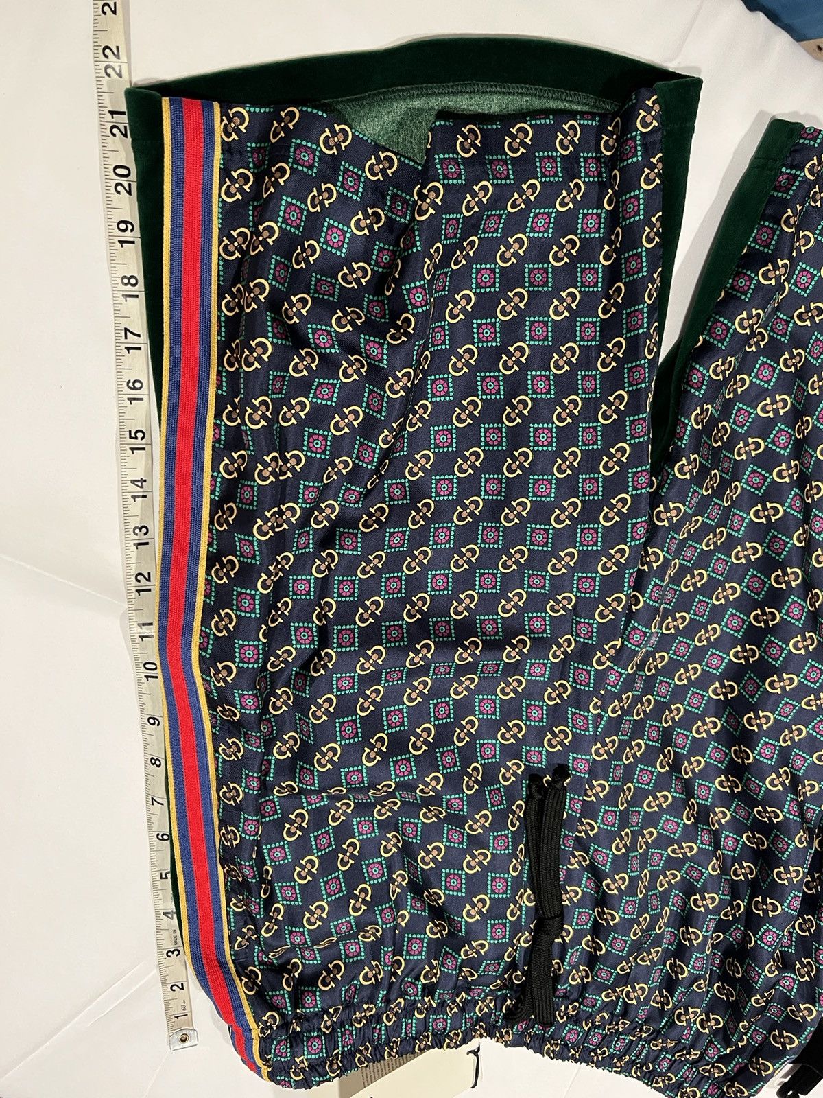 Gucci Gucci mens shorts. 28/S. $2100 Size US 28 / EU 44 - 11 Thumbnail