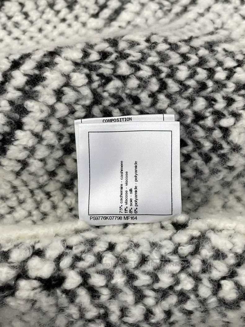 Chanel Chanel Black and white plaid cashmere knitted cardigan jac Size XXS / US 00 / IT 34 - 7 Thumbnail