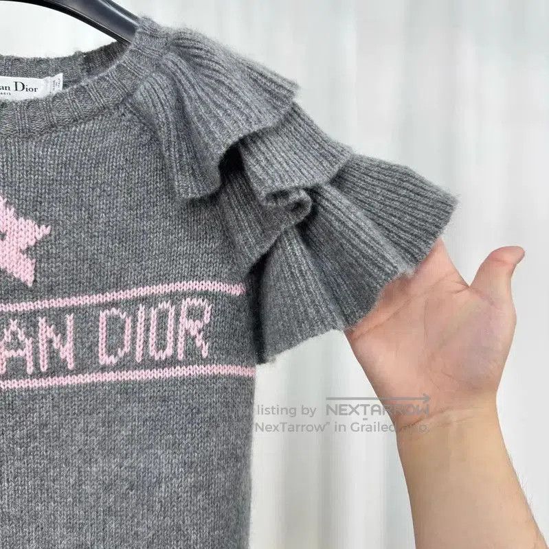 Dior Dior Gray Cashmere Embroidered Short Sleeve Tee . Size XS / US 0-2 / IT 36-38 - 4 Thumbnail
