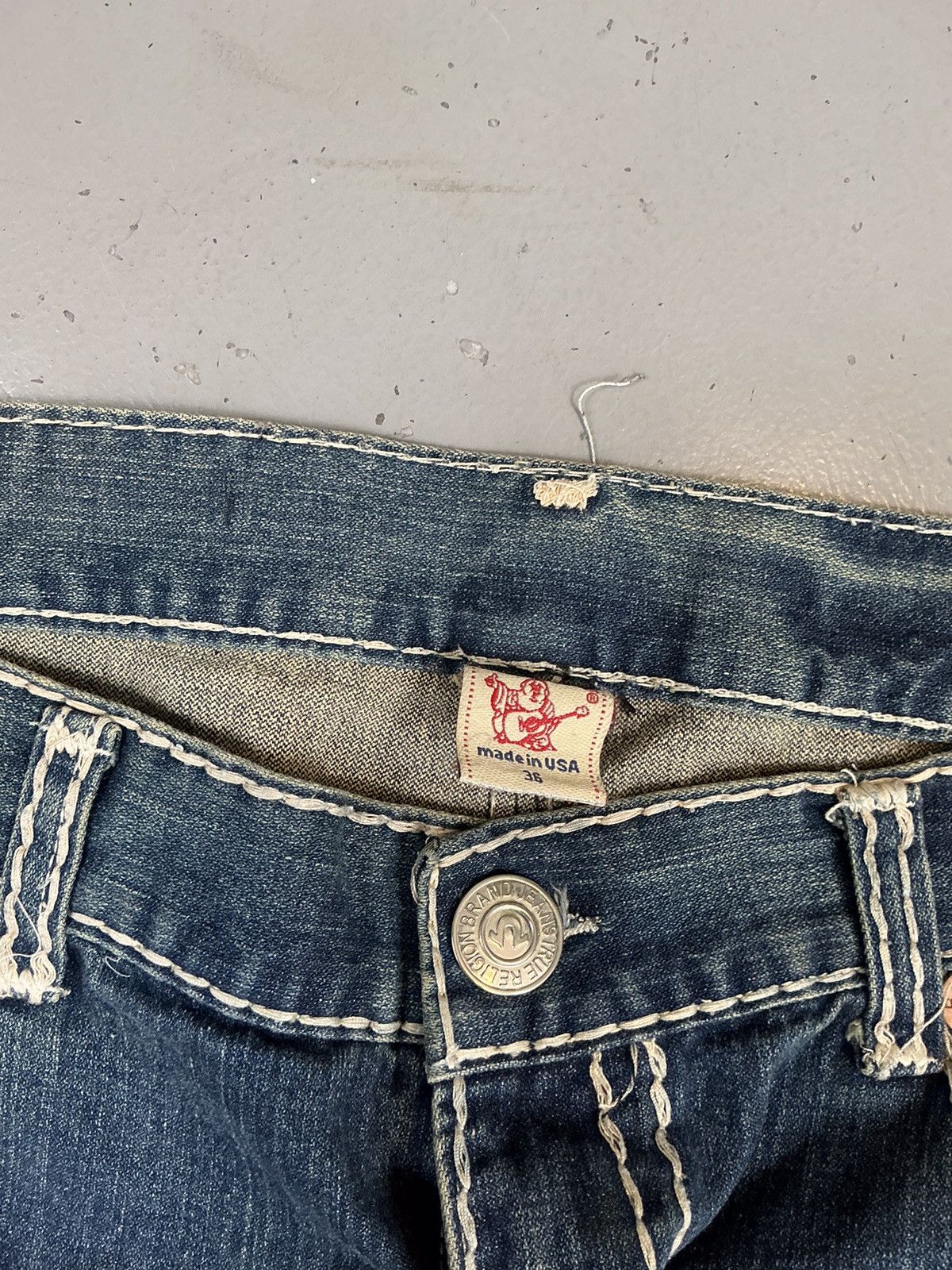 True Religion × Vintage Vintage true religion Billy super T denim jort Size US 40 / EU 56 - 4 Thumbnail