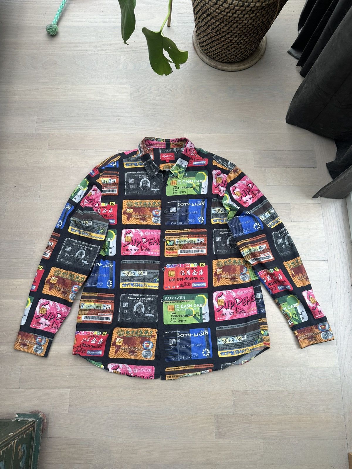 Supreme Supreme creditcard shirt Size US XL / EU 56 / 4 - 1 Thumbnail