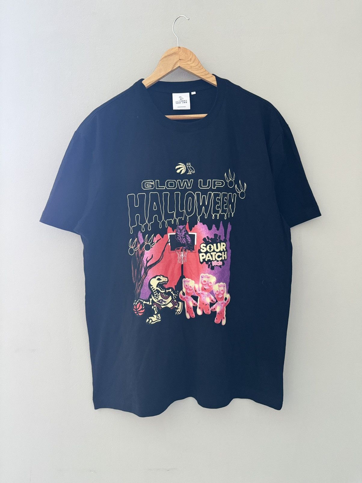 October's Very Own OVO x Toronto Raptors x Sour Patch Kids Halloween Graphic Size US L / EU 52-54 / 3 - 1 Thumbnail