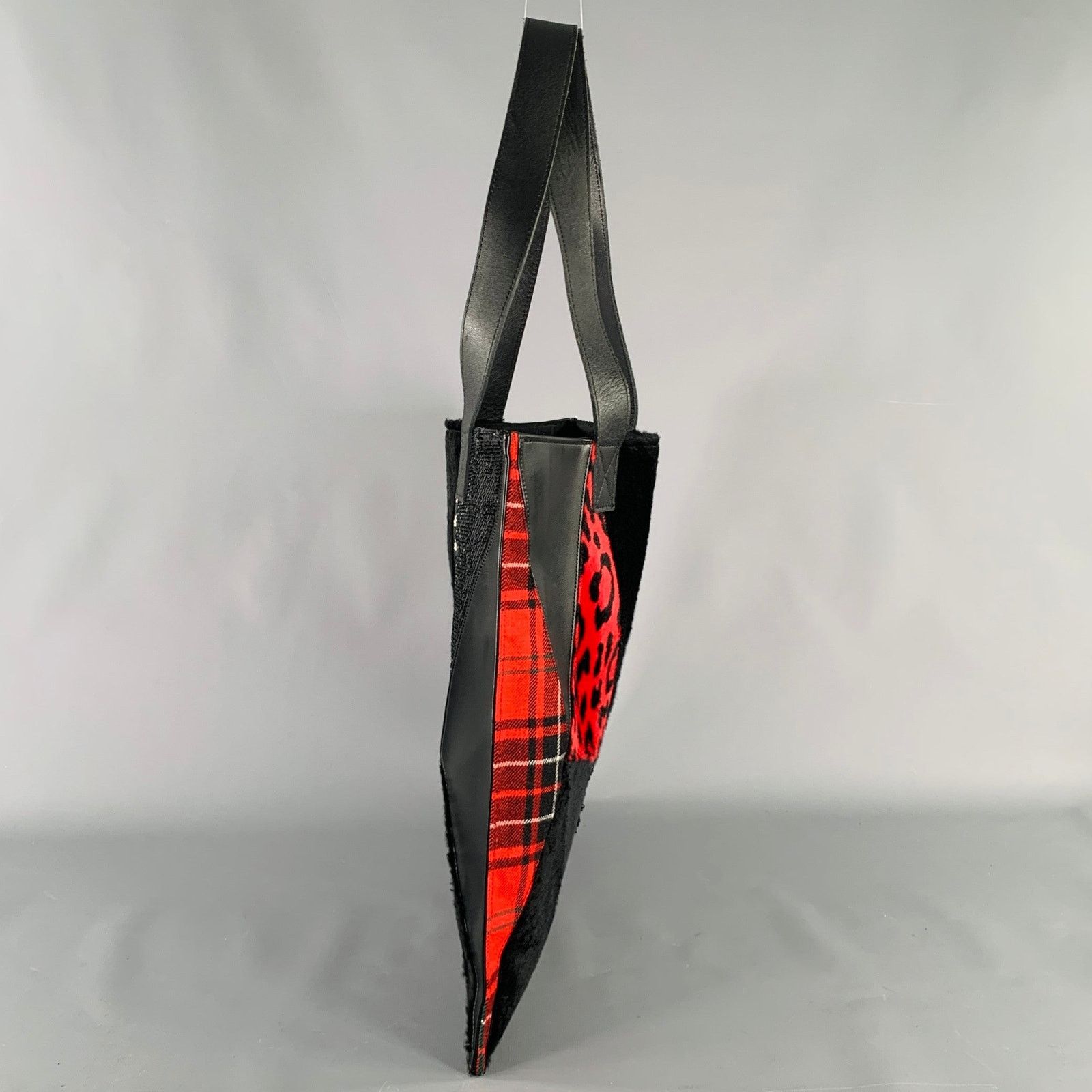 Junya Watanabe Black Red Mixed Materials Faux Fur Tote Handbag Size ONE SIZE - 3 Thumbnail