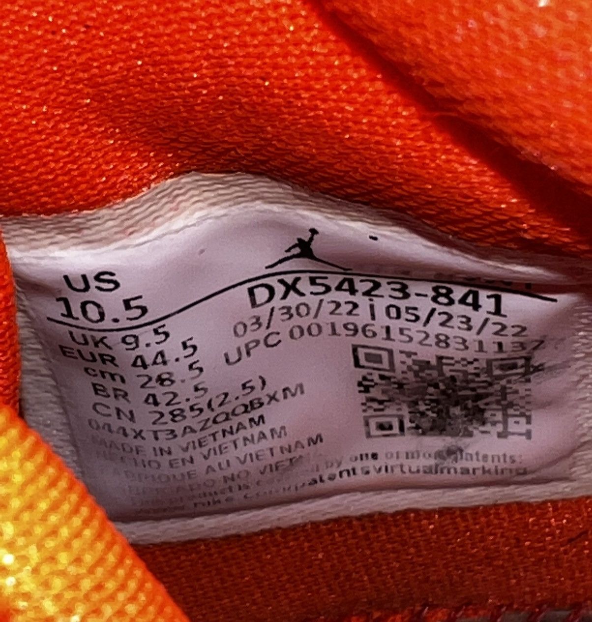 Jordan Brand CLEAN Air Jordan Zion 2 size 10.5 Mens Hyper Crimson Shoes Size US 10.5 / EU 43-44 - 9 Thumbnail