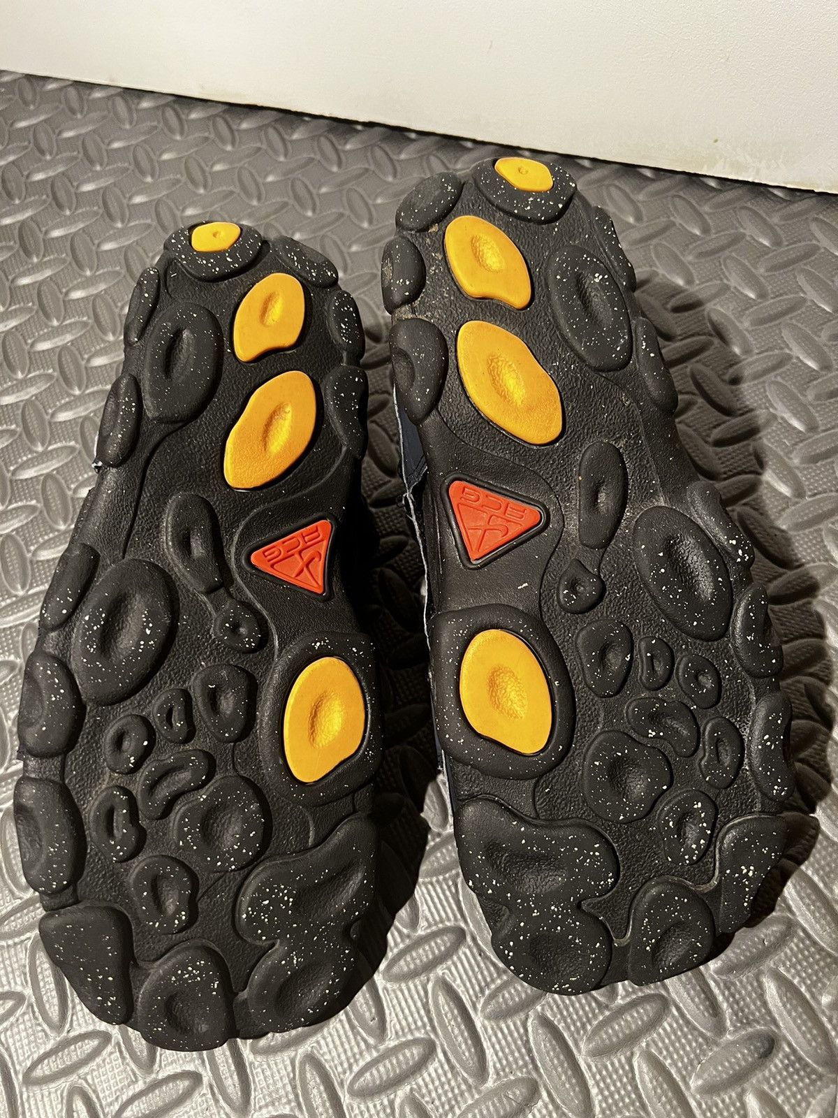 Nike RARE Nike ACG Vintage Hiking Sandals size 8 Mens Blue Yellow Size US 8 / EU 41 - 6 Thumbnail
