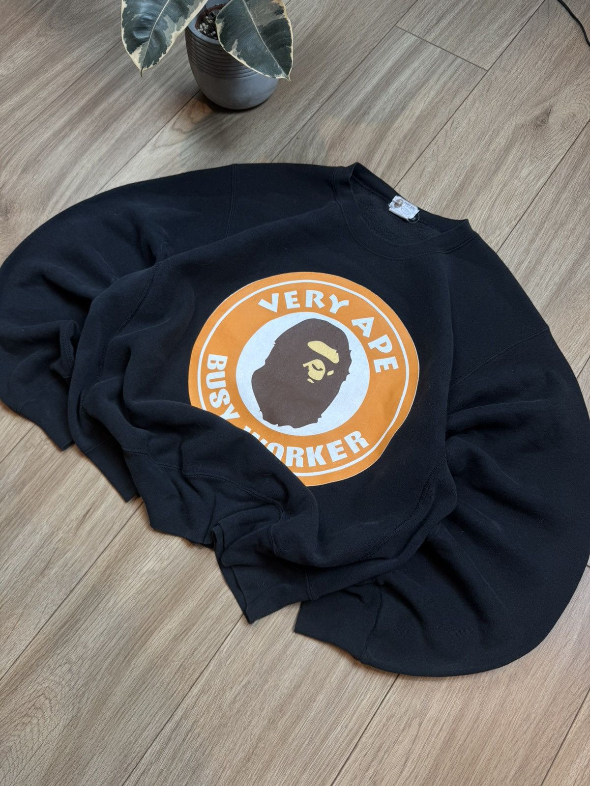 Bape 00s Bape Very Ape Busy Worker Rare Hype Streetwear Oversized Size US L / EU 52-54 / 3 - 2 Thumbnail