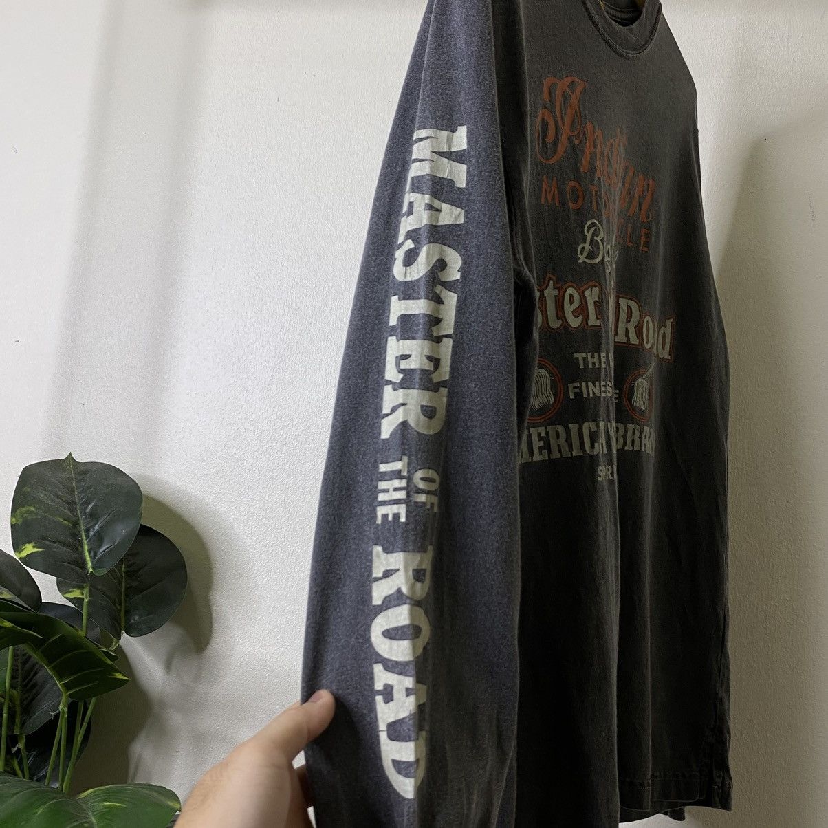 Indian Motorcycle Y2K Indian Motorcycle Masters Of The Road Sleeves Hit TShirt Size US M / EU 48-50 / 2 - 3 Thumbnail
