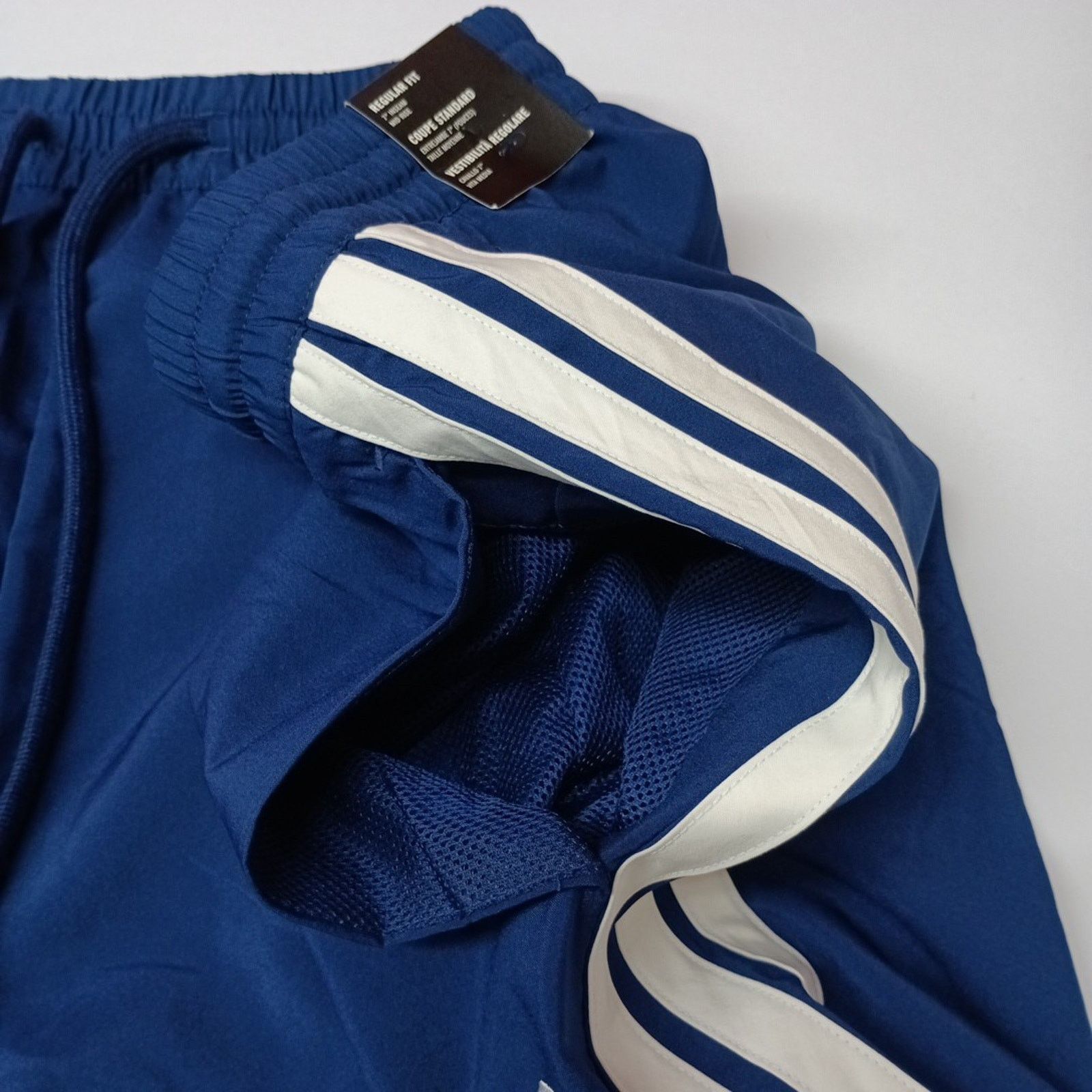 Adidas Adidas Men's 3-Stripes Chelsea Shorts Size 4XL Blue White Size US 44 / EU 60 - 2 Thumbnail