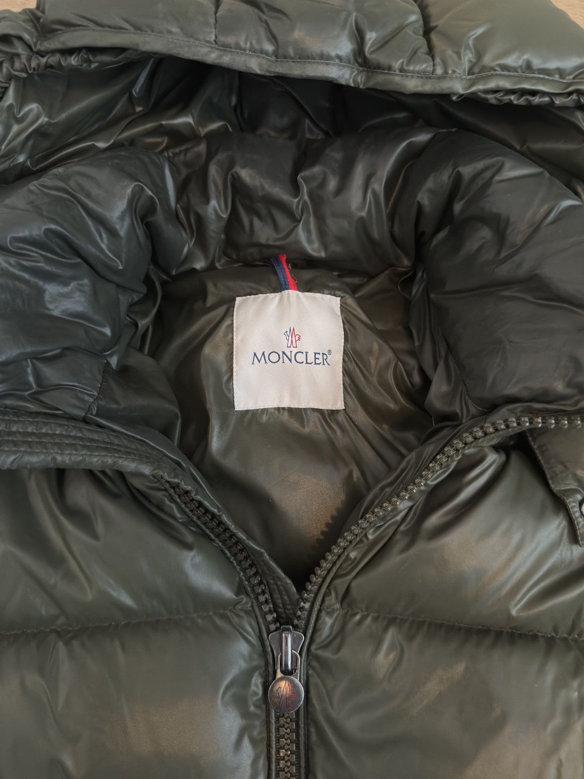 Moncler Moncler maya jacket size 2 army green Size US S / EU 44-46 / 1 - 6 Thumbnail