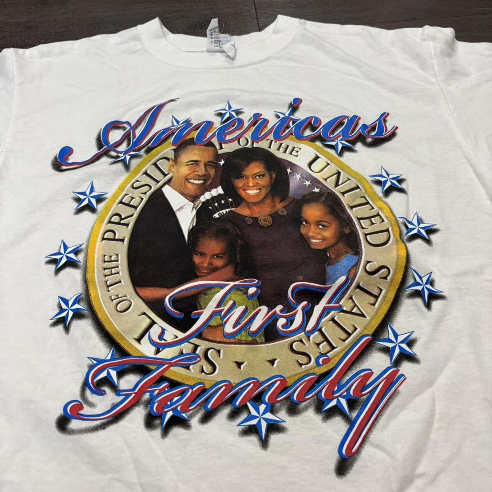 Other vintage Barack Obama americas first family t shirt 00s L Size US L / EU 52-54 / 3 - 2 Thumbnail