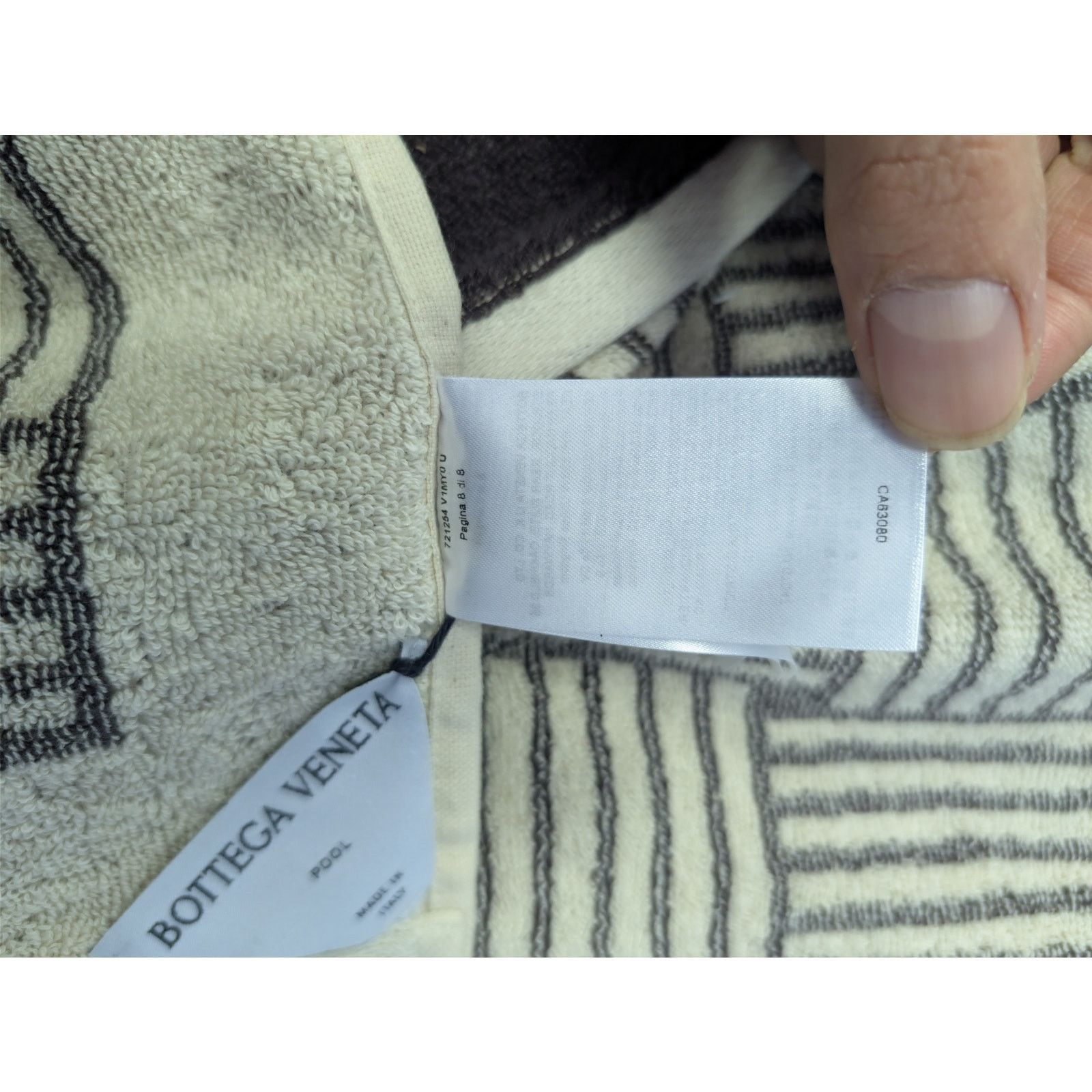 Bottega Veneta o1rshd1 Size:OS / Intreccio Jacquard Beach Towel Cream/Brown Size ONE SIZE - 19 Thumbnail