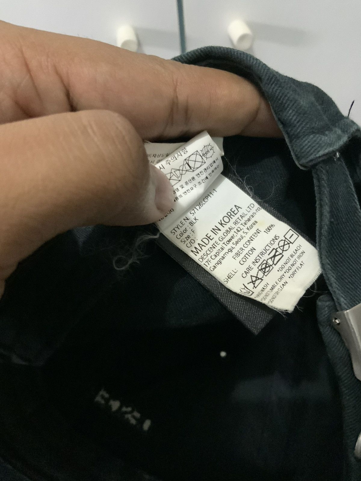 Descente Descente Black Streetwear Hat Size ONE SIZE - 14 Thumbnail