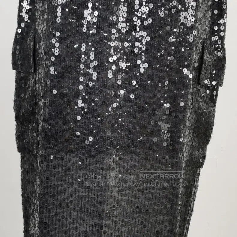 Brunello Cucinelli Brunello Cucinelli Silk sequin decoration half skirt Size 28" / US 6 / IT 42 - 3 Thumbnail
