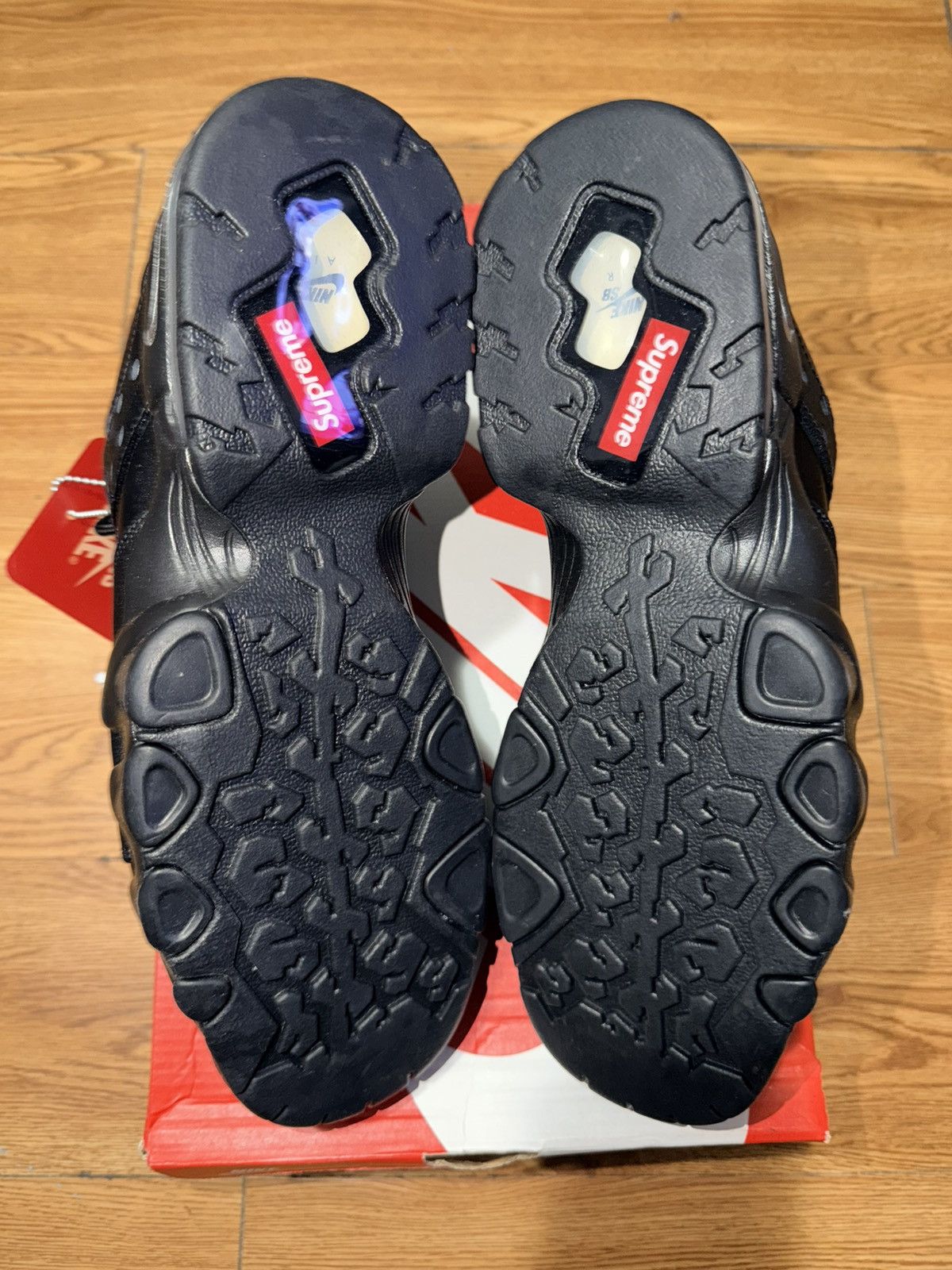 Nike × Supreme Nike SB Air Max 2 CB '94 Low Supreme Black Size 13 men’s Size US 13 / EU 46 - 4 Thumbnail