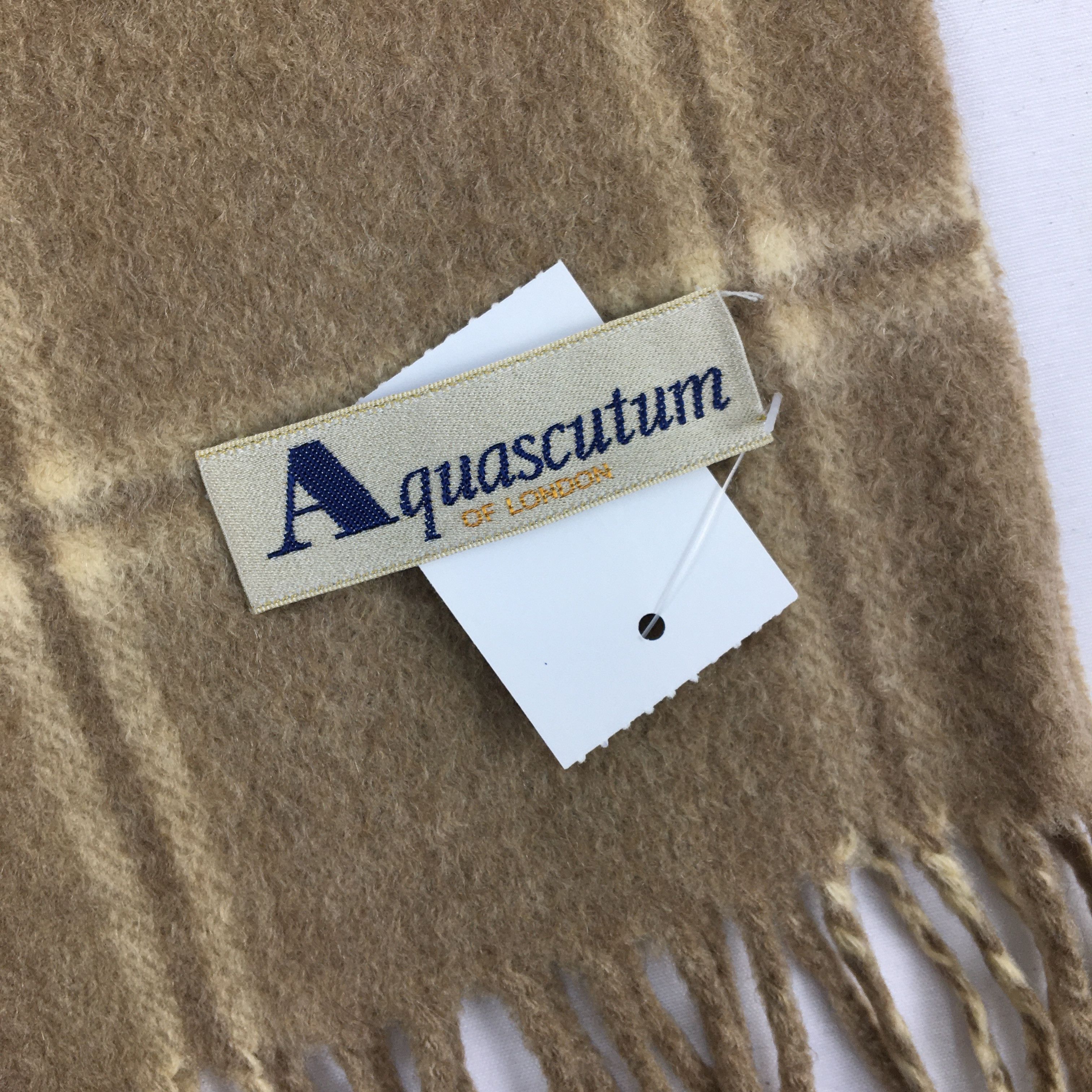 Aquascutum Vintage Aquascutum Scarf Muffler Plaid Wool Winter . Size ONE SIZE - 4 Thumbnail