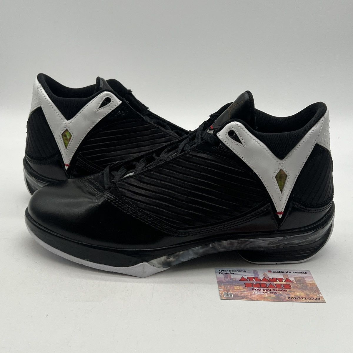 Jordan Brand Air Jordan 2009 black white Size US 10.5 / EU 43-44 - 1 Thumbnail