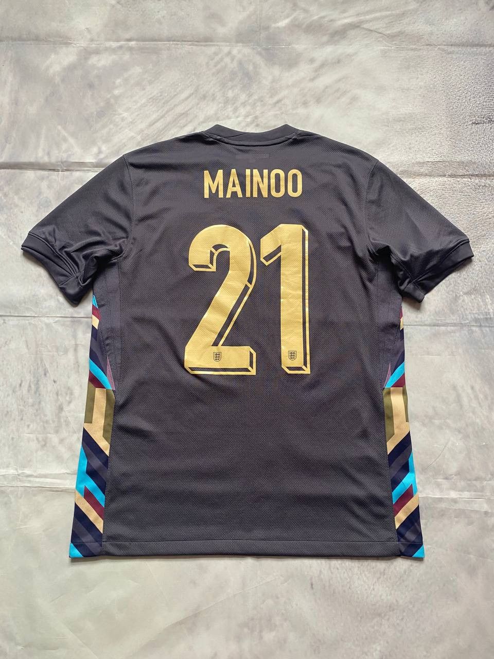Nike Vintage Nike England Football Jersey MAINOO Size US M / EU 48-50 / 2 - 2 Thumbnail