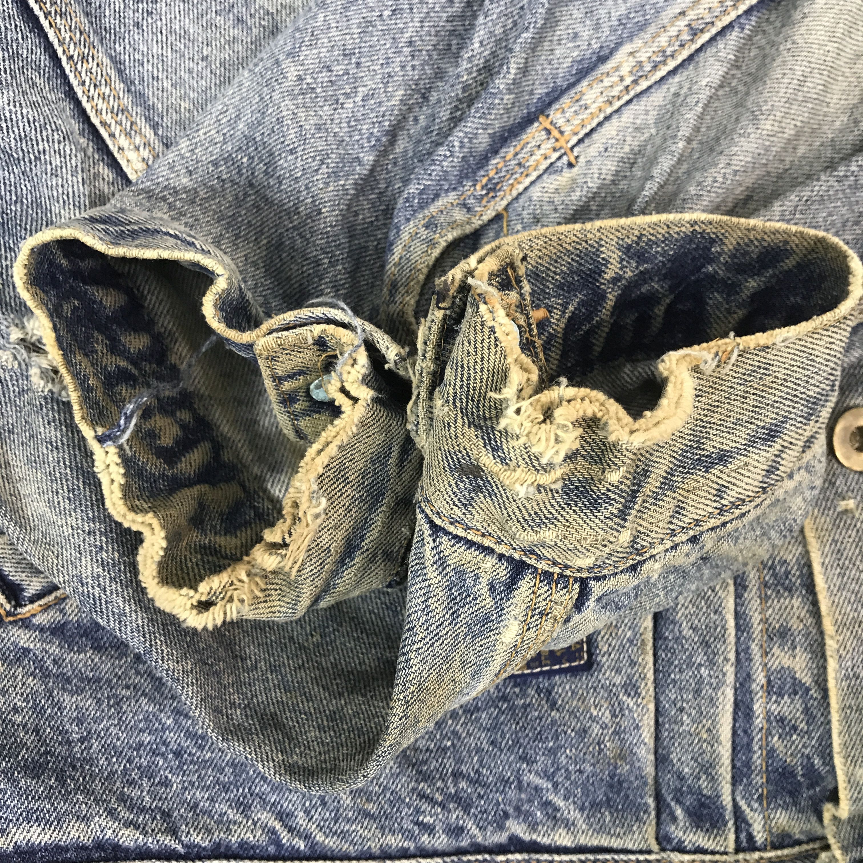 Spellbound Vintage Spellbound Distressed denim jacket Size US L / EU 52-54 / 3 - 11 Thumbnail