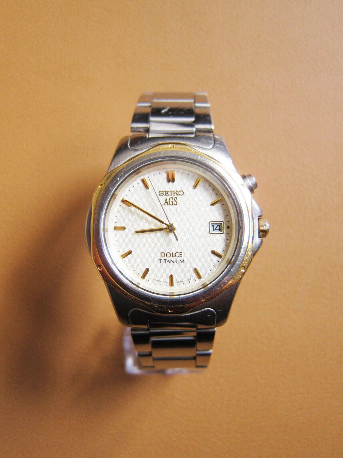 Seiko SEIKO 3M22 0A70 Titanium 18K Gold Bezel Dolce Kinetic Watch Grailed