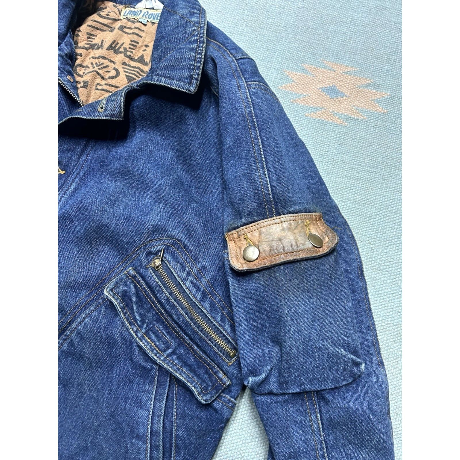 Denime VINTAGE Land Rover Denim Bomber Jacket Insulated Heavyweight Adult Medium Blue Mens Jacket Body Size US M / EU 48-50 / 2 - 4 Thumbnail