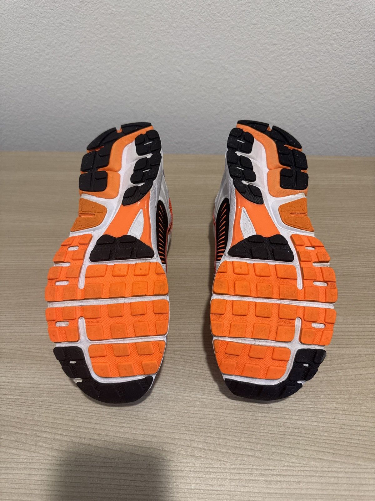 Nike Nike Vomero 5 “Team Orange” Size US 15 / EU 48 - 7 Thumbnail