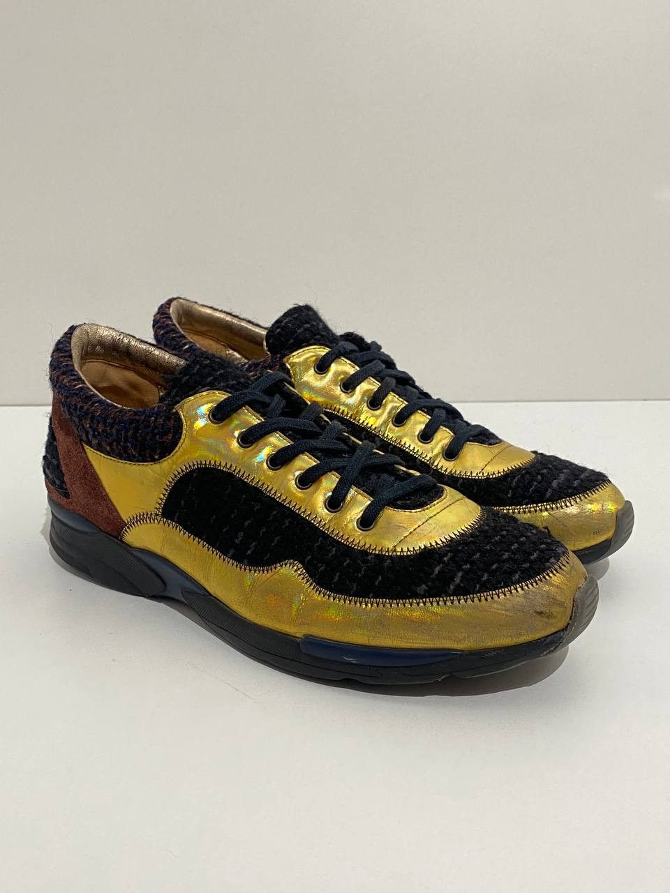 Chanel Chanel CC Logo Tweed Logo Shoes Low Top Sneakers Size US 4 / IT 34 - 2 Thumbnail