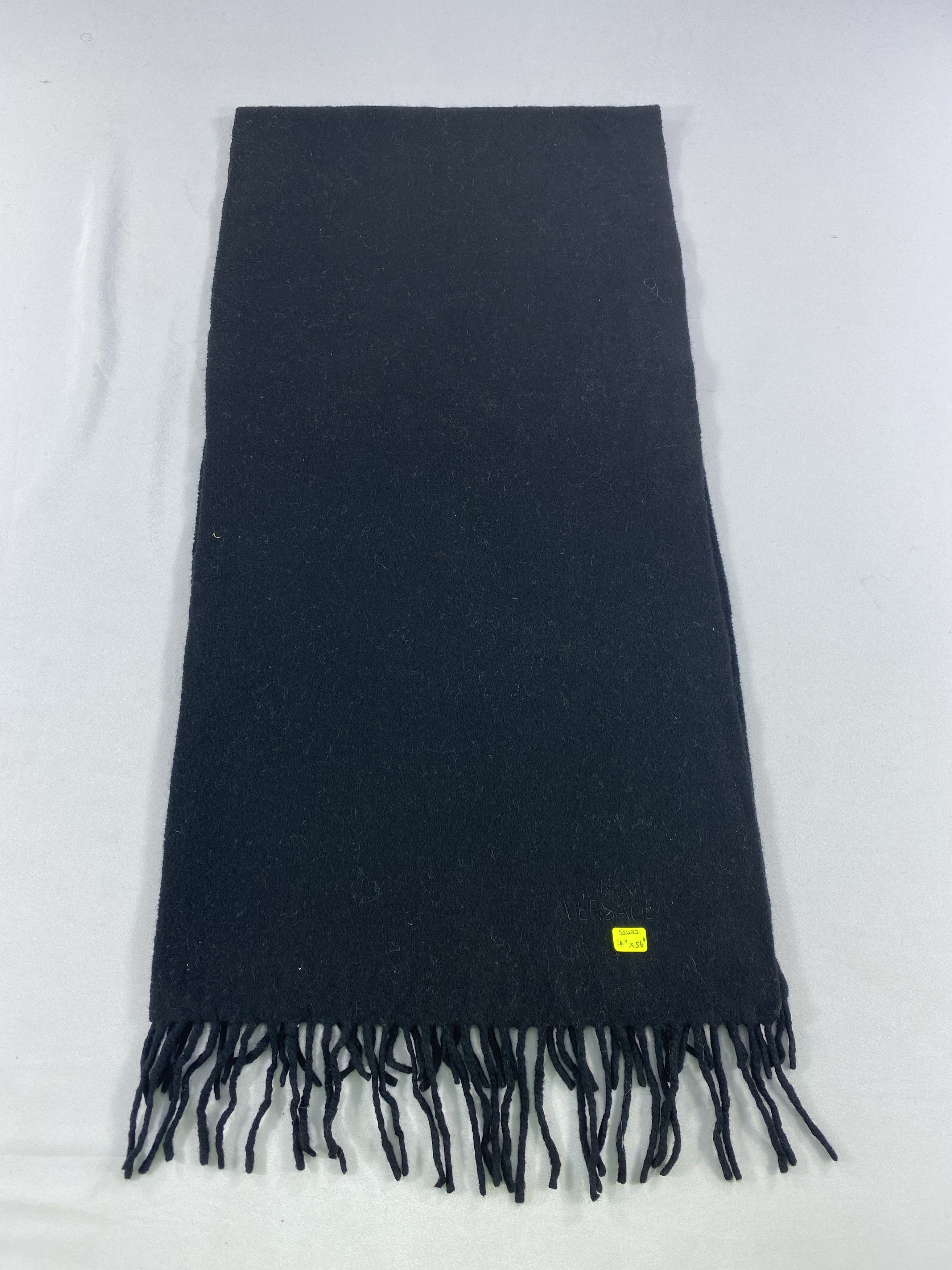 Versace Gianni Versace Scarf / Muffler / Neckwear Size ONE SIZE - 2 Thumbnail