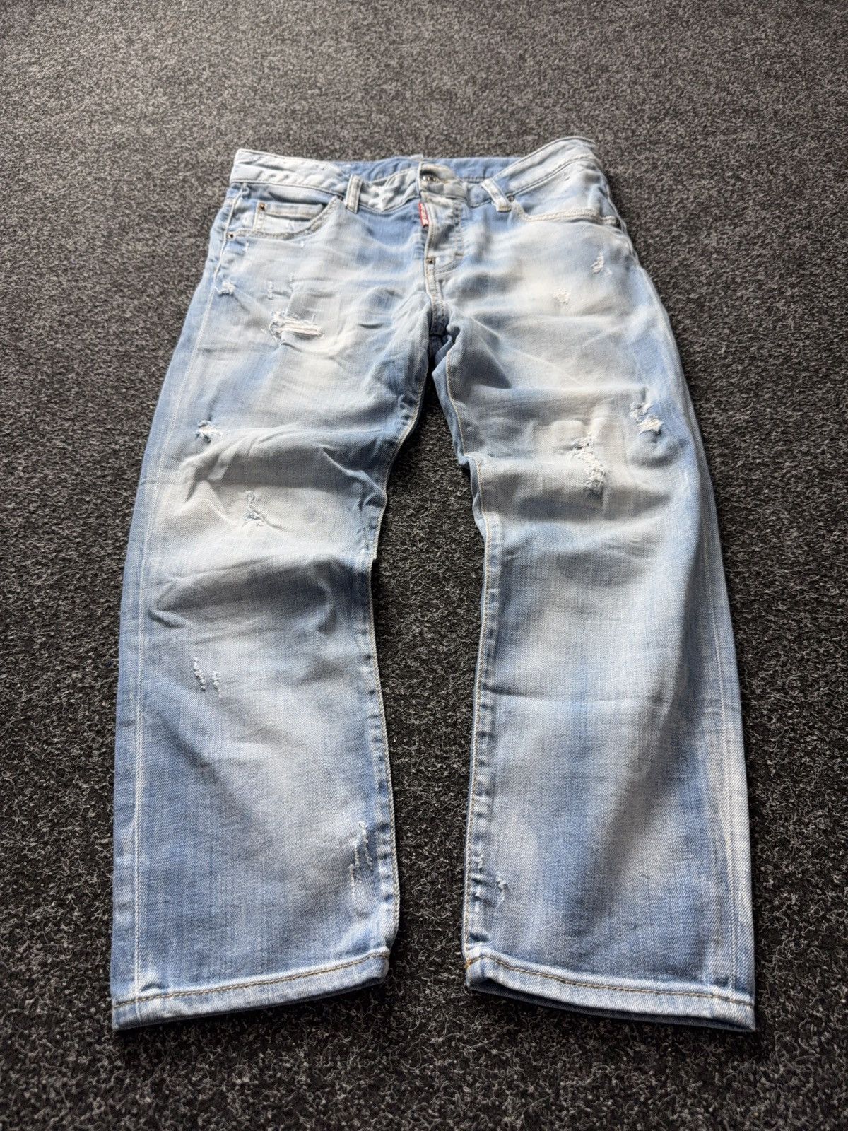 Dsquared2 00s Dsquared2 Distressed Light Wash Denim Jeans Size 38 Size 26" / US 2 / IT 38 - 1 Thumbnail
