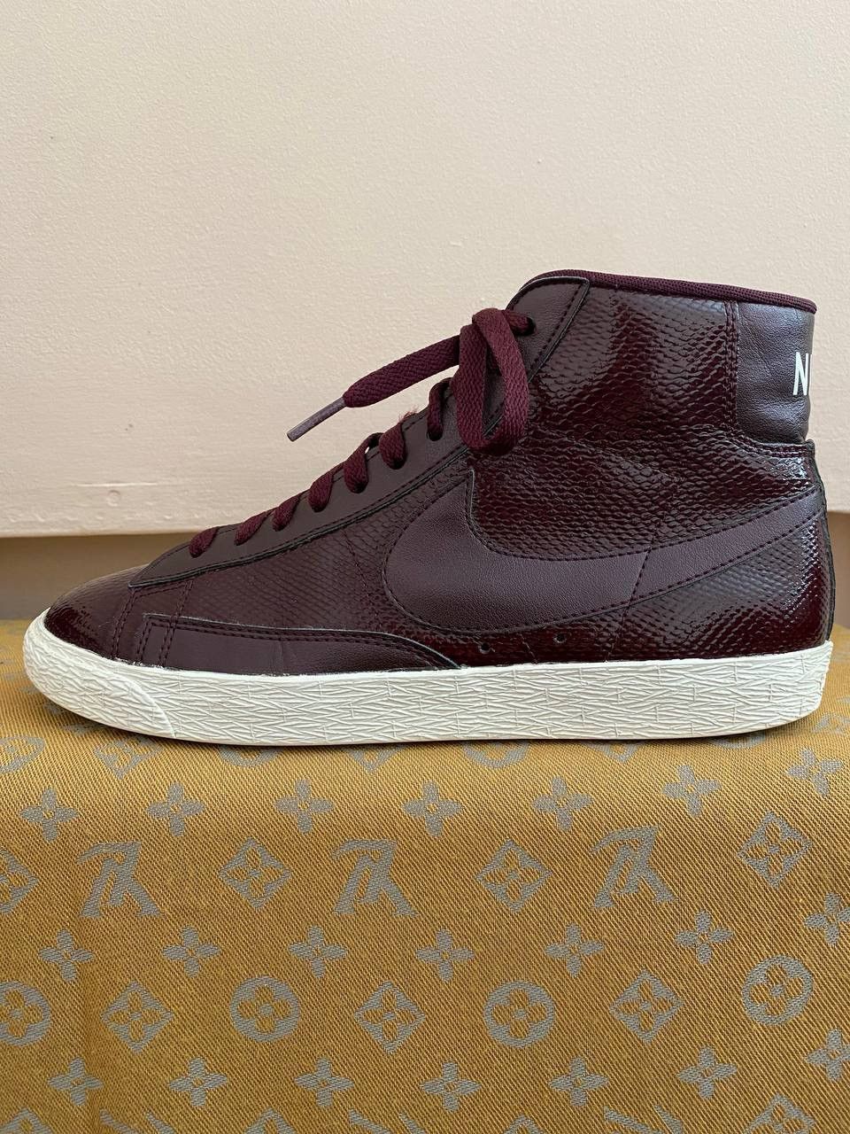 Nike × Vintage Nike Blazer Mid Leather Premium Snake Sneakers Womens Purple Size US 10.5 / IT 40.5 - 5 Thumbnail