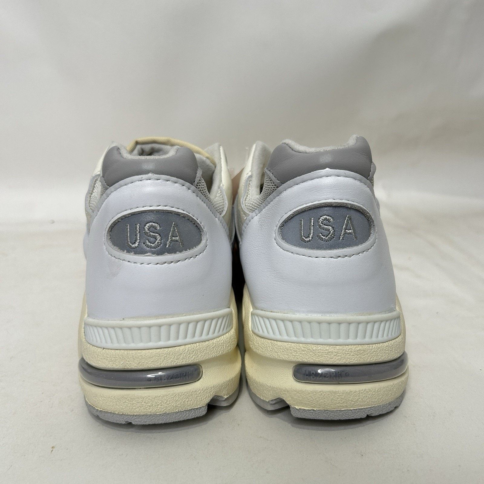 New Balance New Balance x Teddy Santis 990v2 “Sea Salt” M990TC2 Size US 13 / EU 46 - 4 Thumbnail