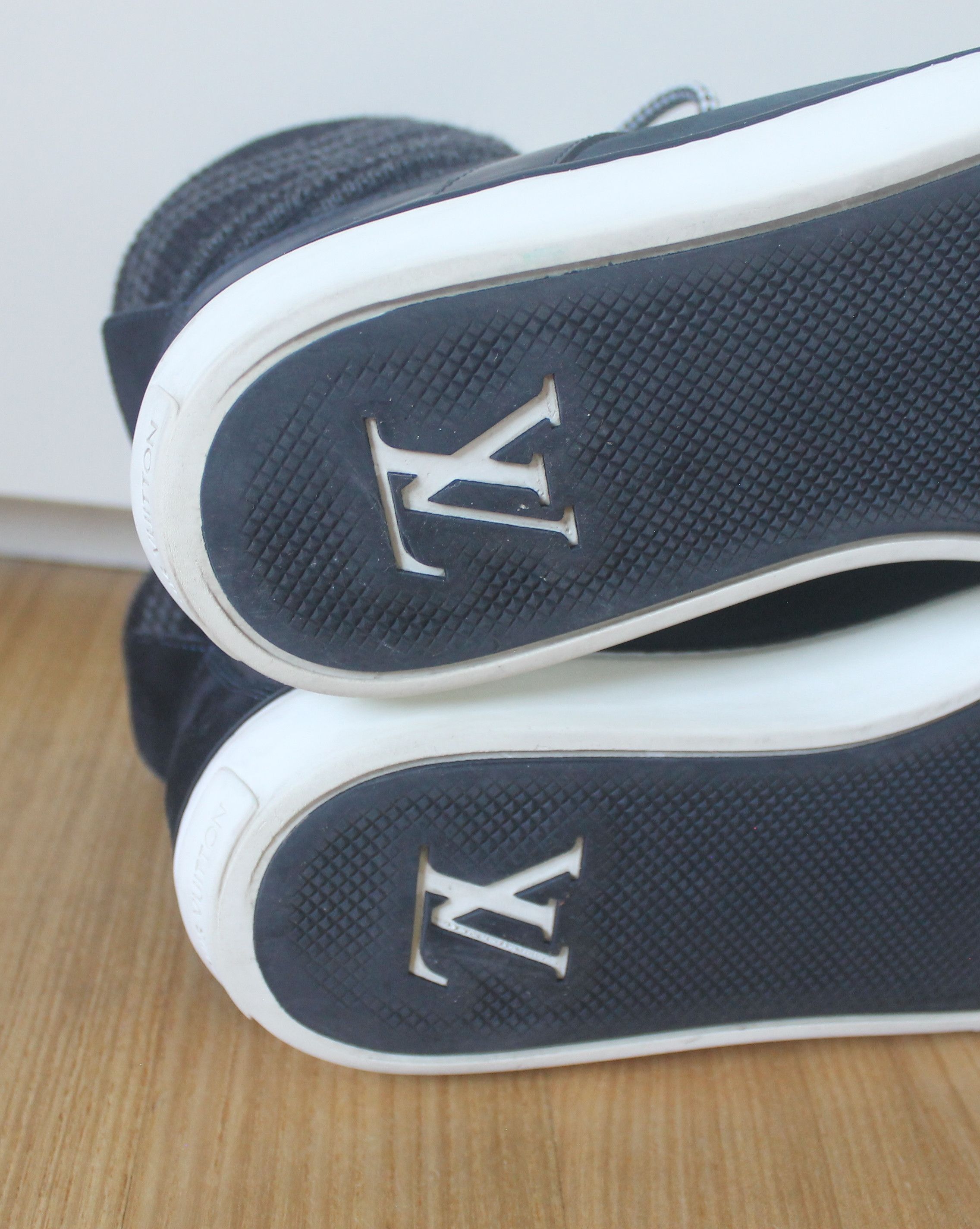 Louis Vuitton LOUIS VUITTON Breaking Away Cup Leather Mountaineer Sneaker Size US 8 / EU 41 - 13 Thumbnail