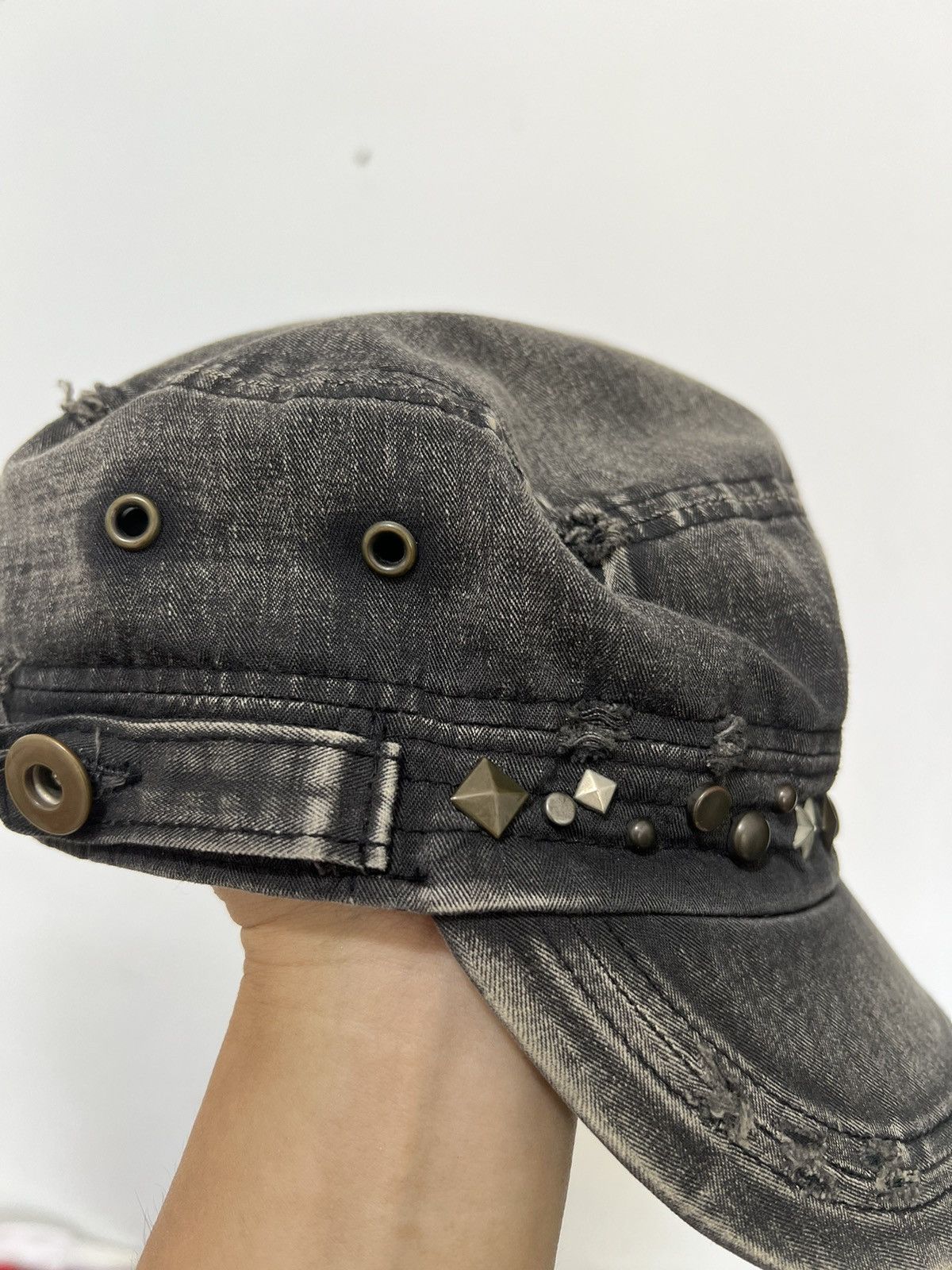Beauty Beast × Hysteric Glamour × If Six Was Nine JAPANESE STUDDED DISTRESSED PUNK CAP Size ONE SIZE - 3 Thumbnail