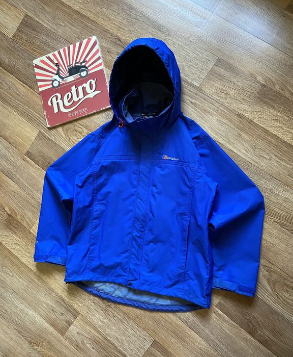 Berghaus cagoule sale