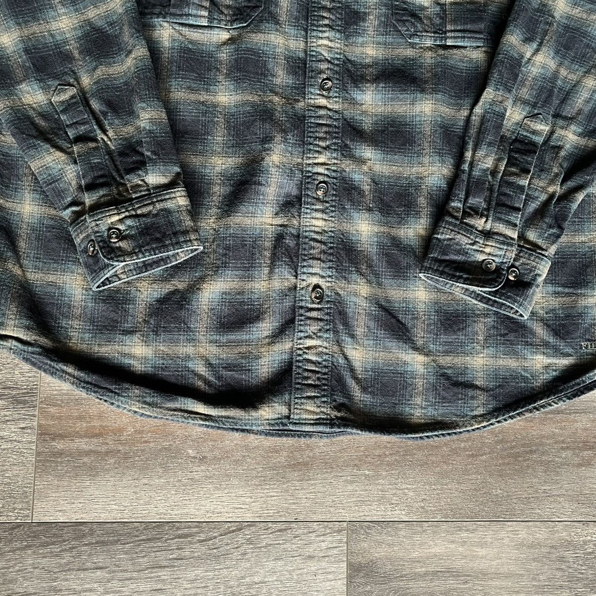 Filson Filson Alaskan Guide Shirt Navy Bronze Plaid Flannel Button Size US XL / EU 56 / 4 - 3 Thumbnail