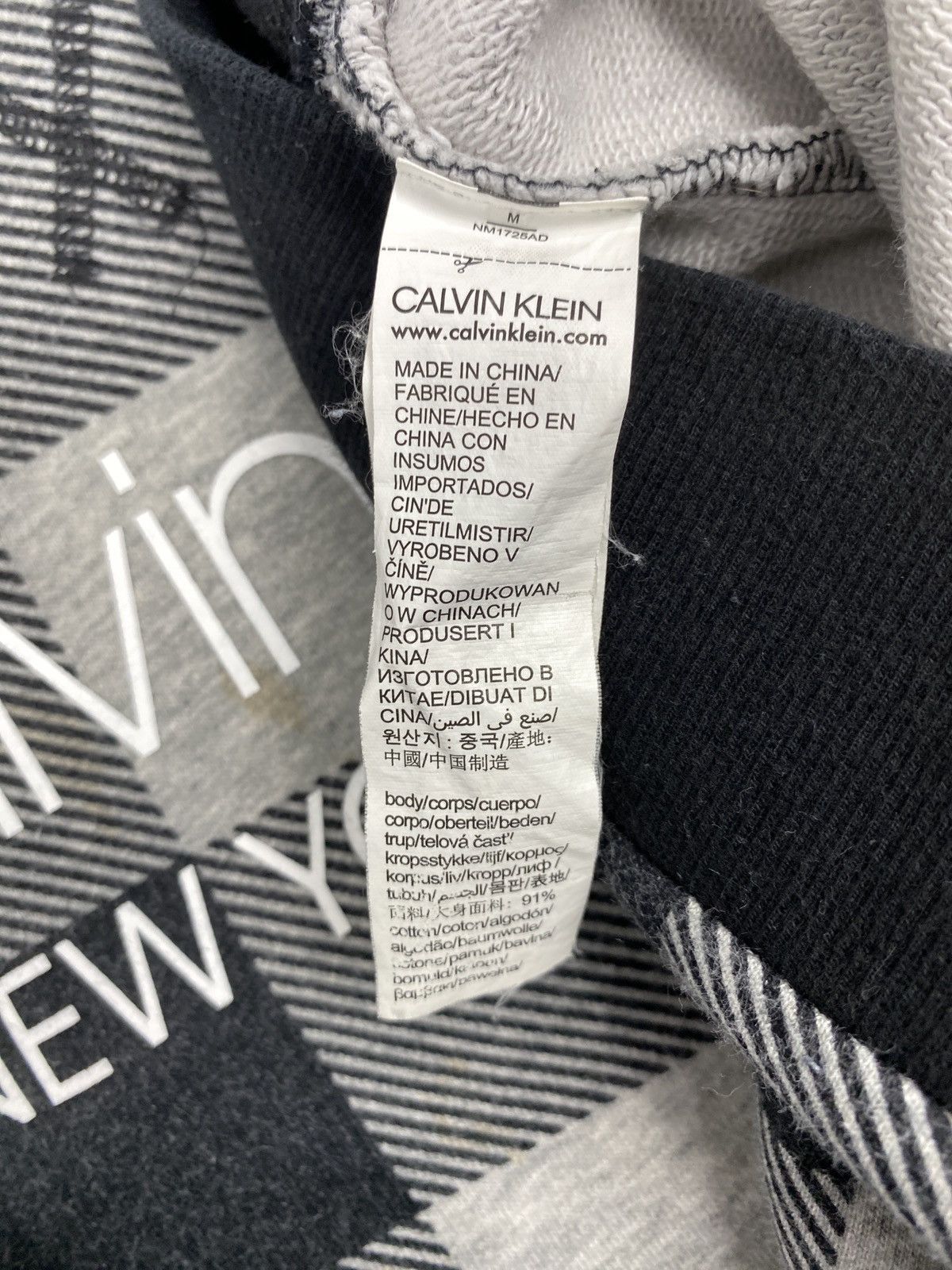Calvin Klein Vintage Calvin Klein Crewneck Sweatshirts Size US M / EU 48-50 / 2 - 8 Thumbnail