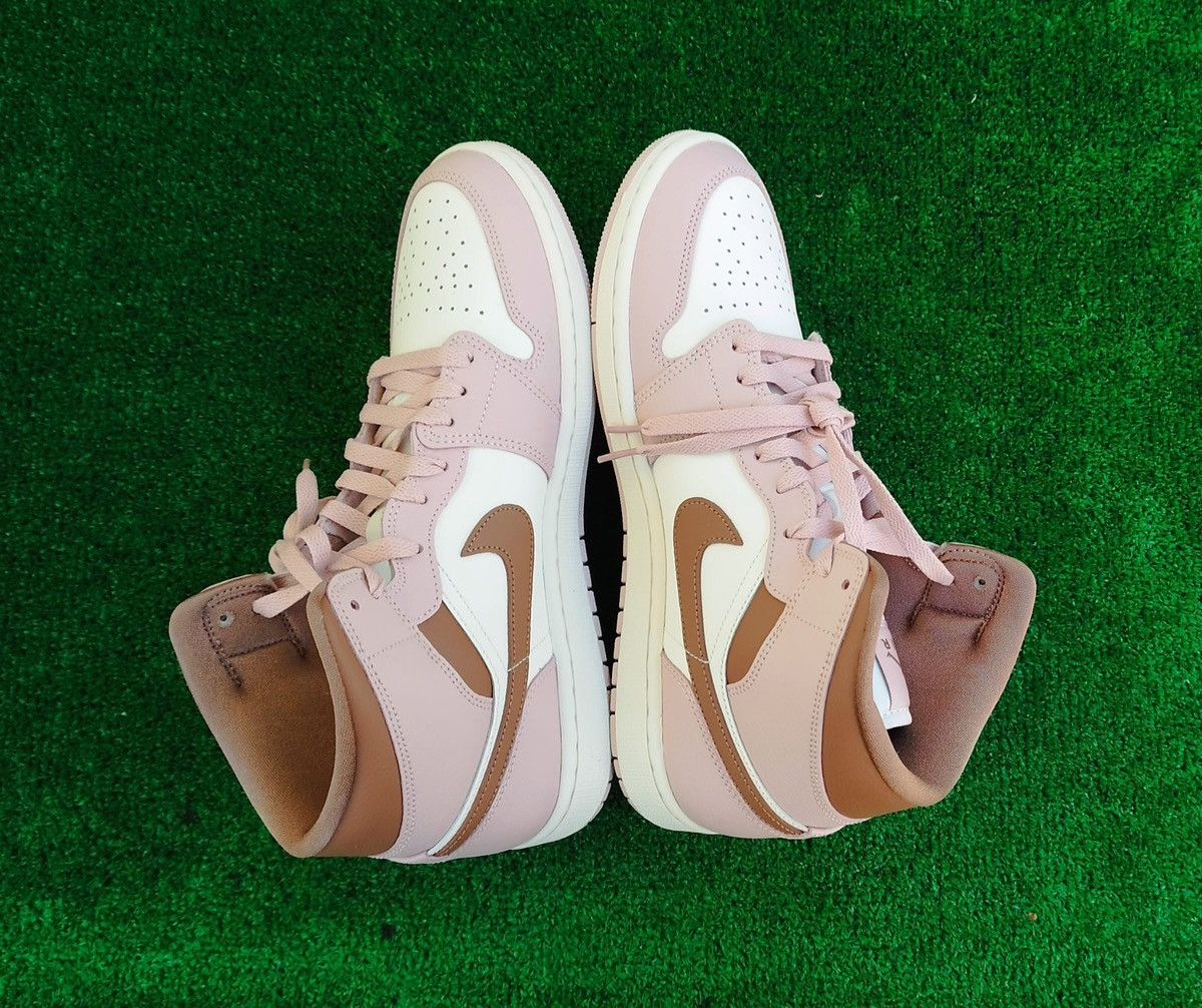 Jordan Brand Air Jordan 1 Mid Unisex . Size US 9 / EU 42 - 5 Thumbnail