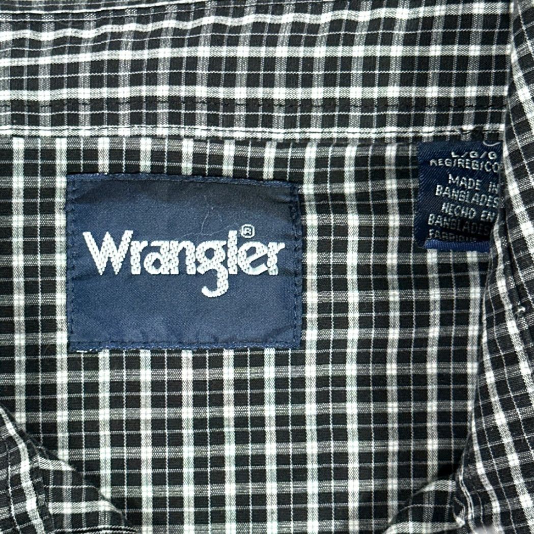 Wrangler VINTAGE Wrangler Western Shirt Adult LARGE Black White Plaid Windowpane Pearl Snap Shirt Men Regular Long Sleeve Cowboy Western Size US L / EU 52-54 / 3 - 4 Thumbnail